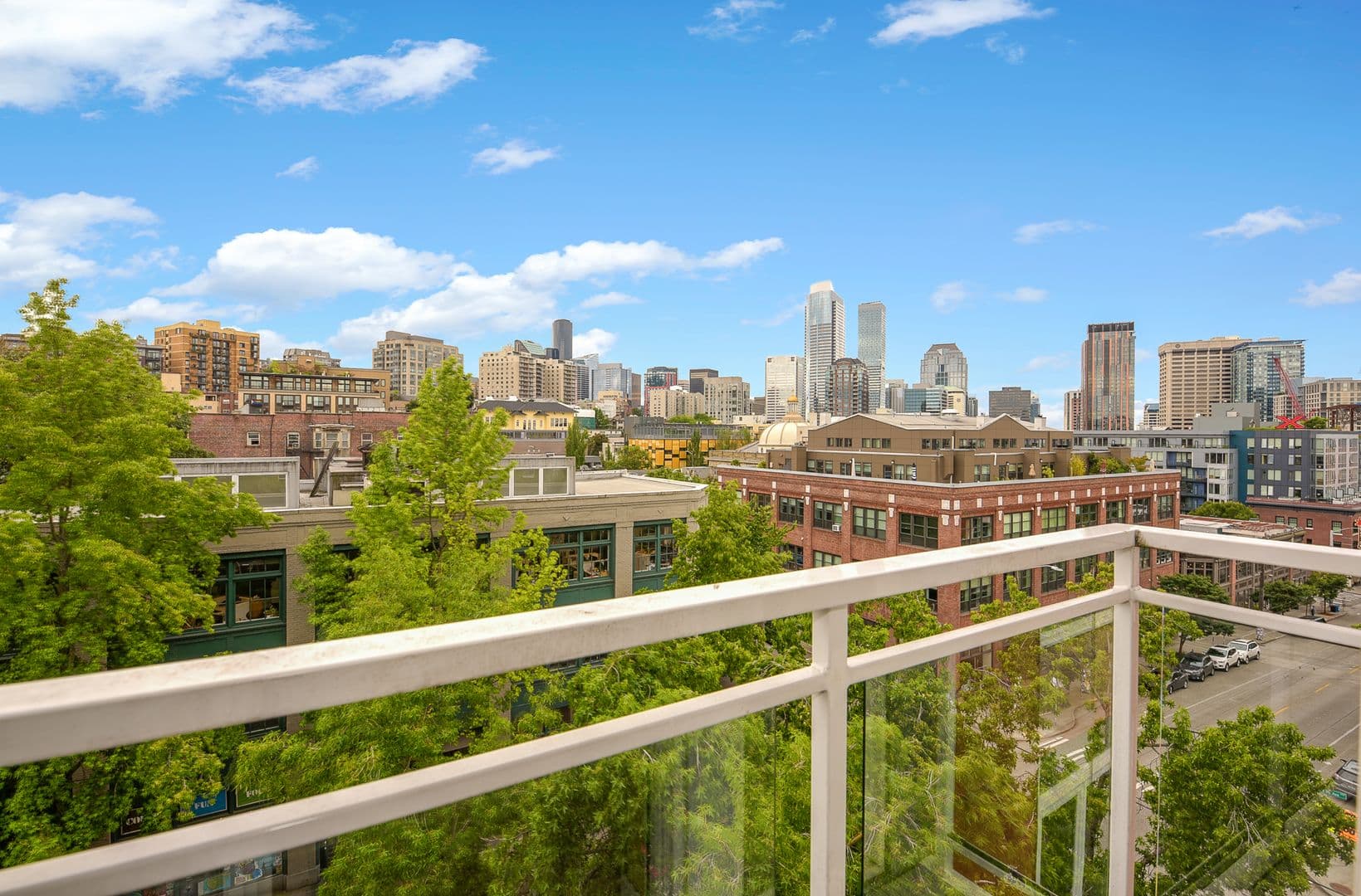 Seattle Apartment: 1615 Belmont Ave