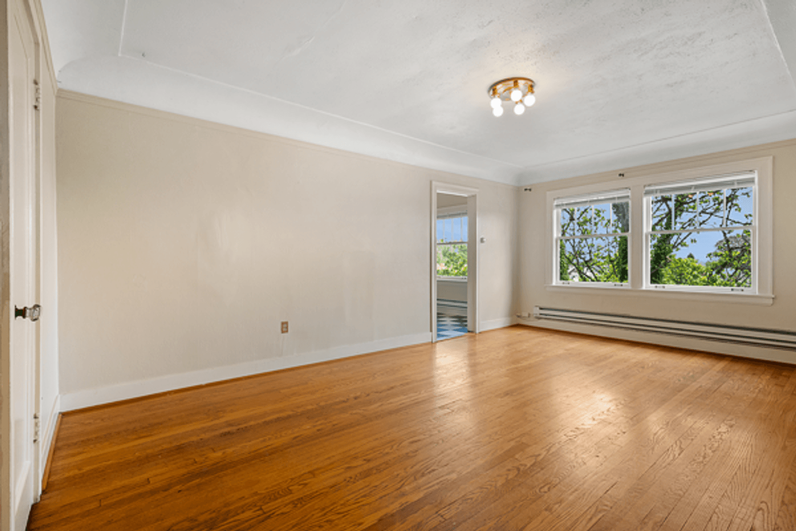 Seattle Apartment: 1450 E Republican St