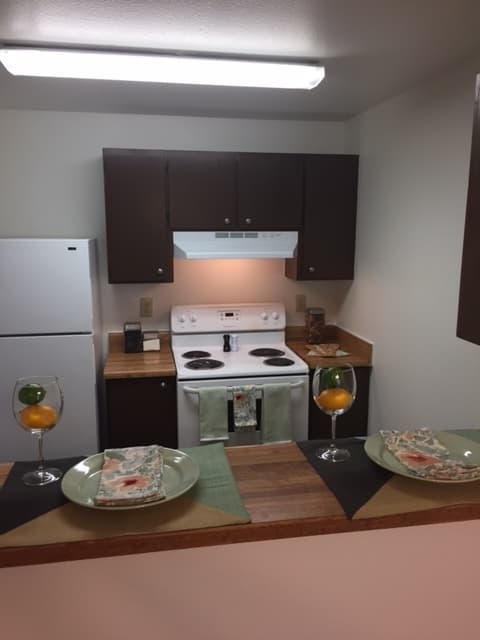 Everett Apartment: 702 W Casino Rd
