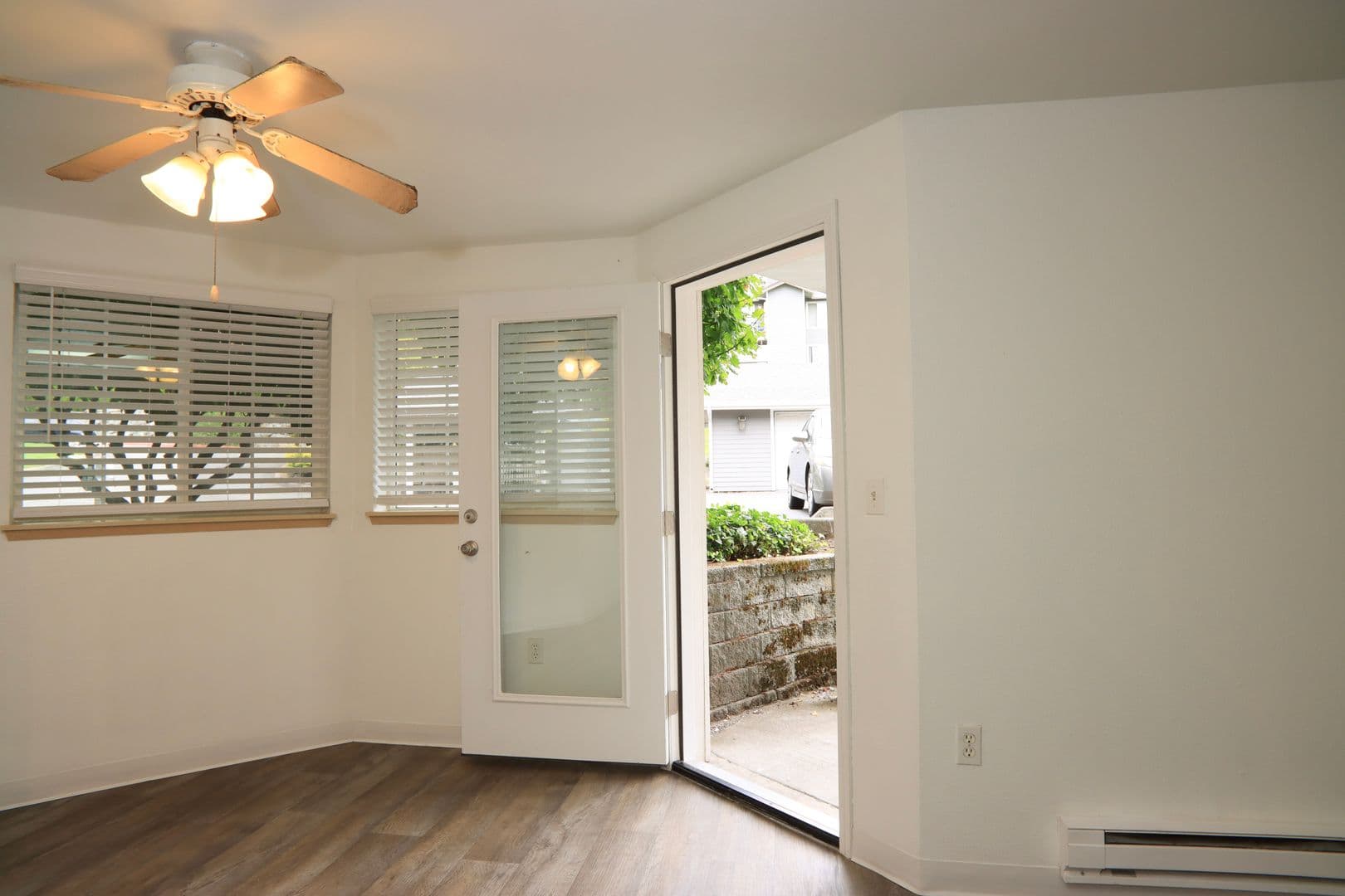Tacoma Apartment: 10925 Park Ave S