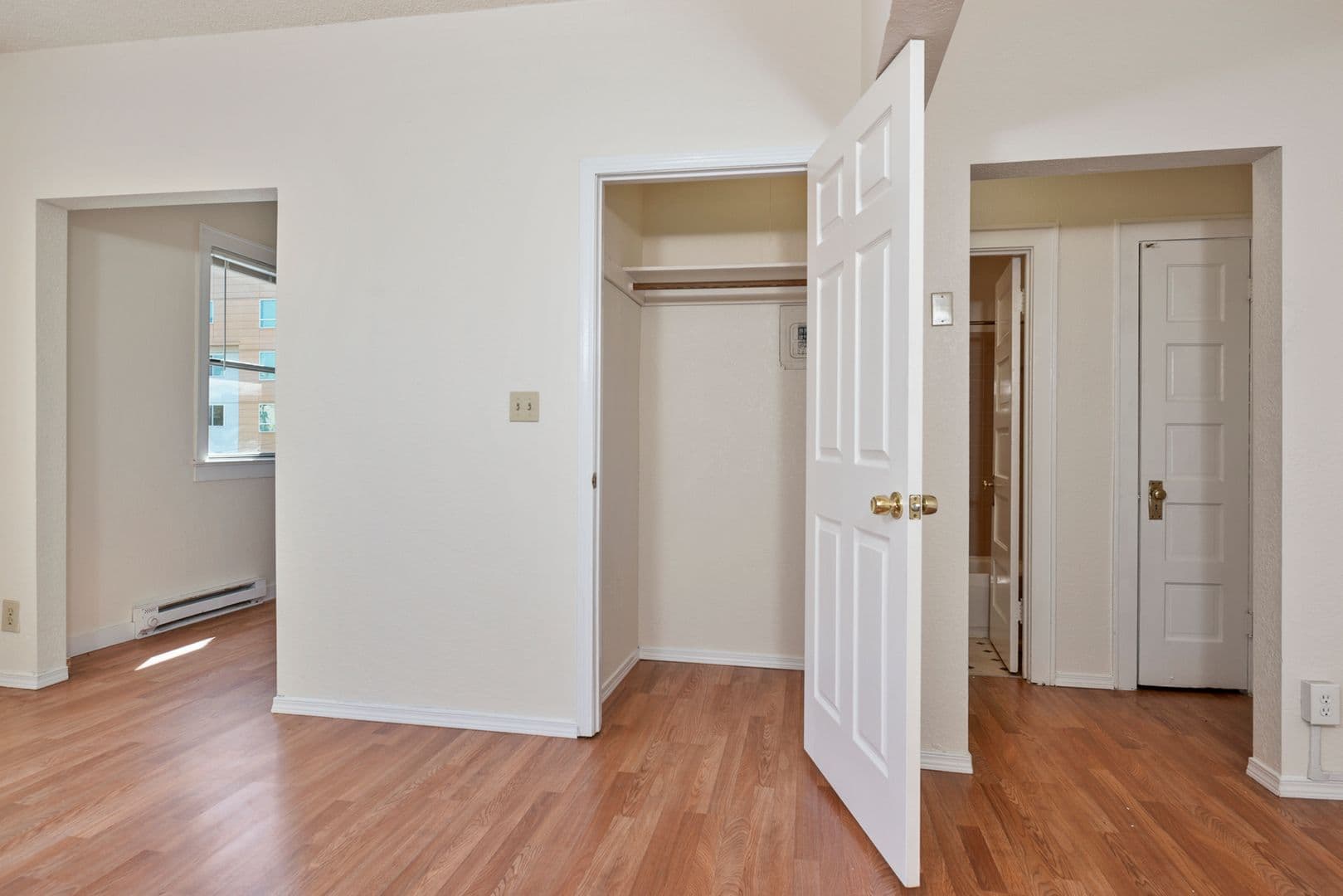Seattle Apartment: 151 11th Ave