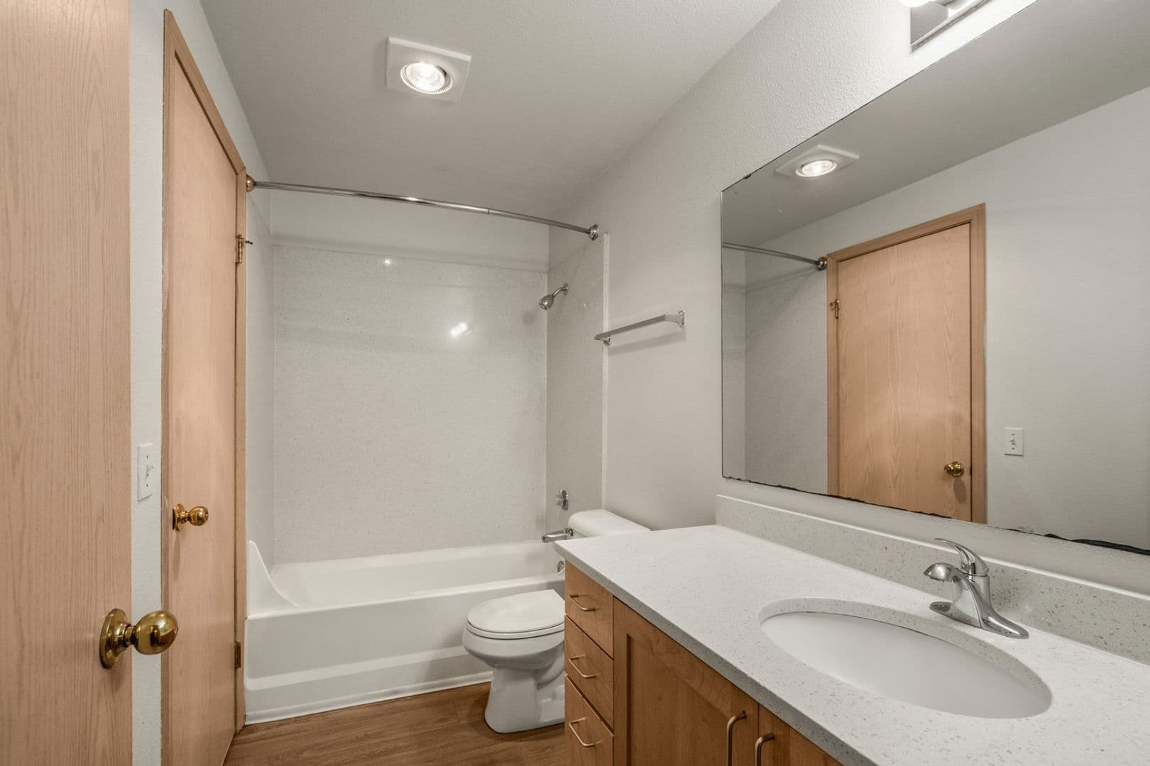 Tacoma Apartment: 10925 Park Ave S