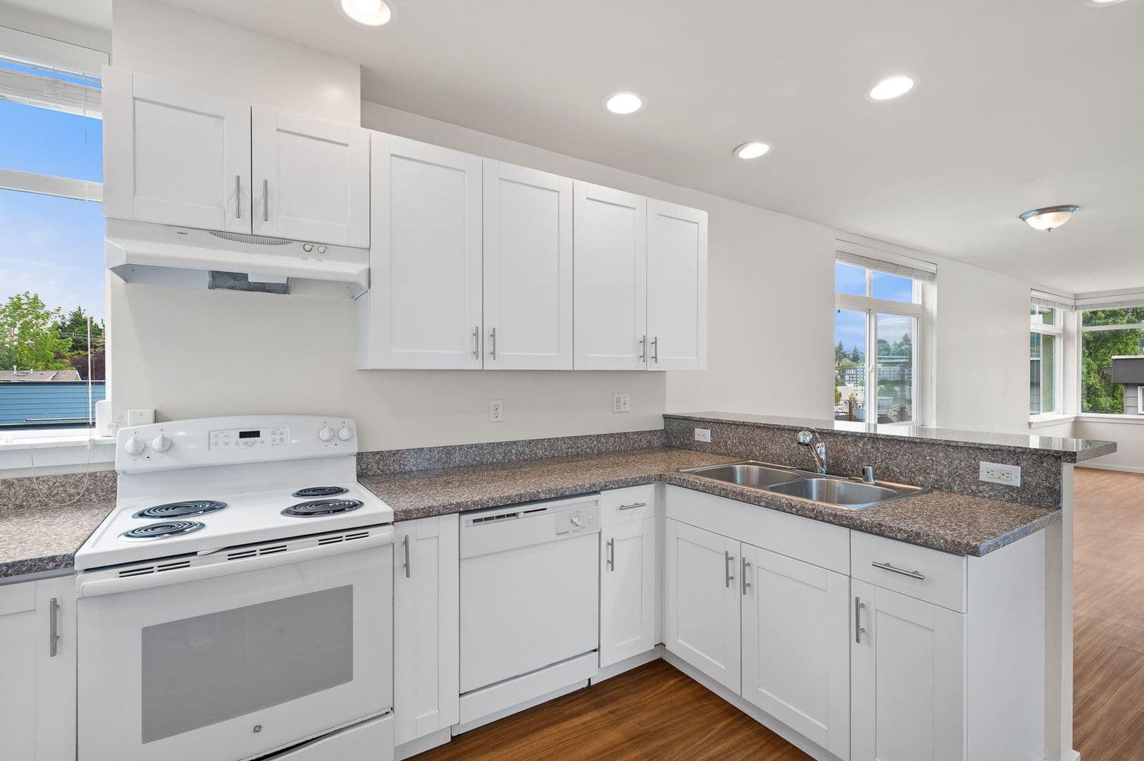 Seattle Townhome: 3025 and 3027 21st  Ave W