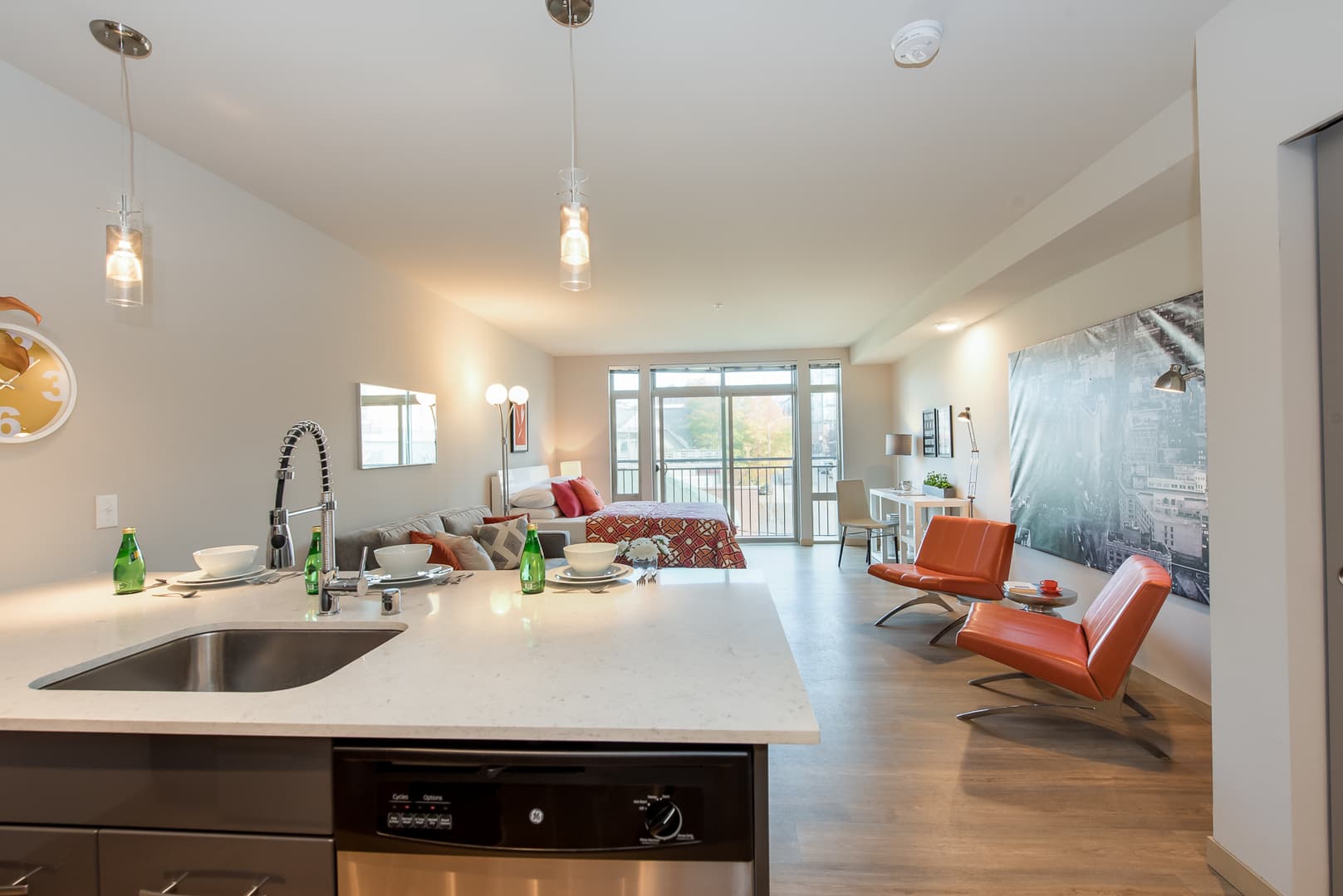 Seattle Apartment: 200 Belmont Ave E