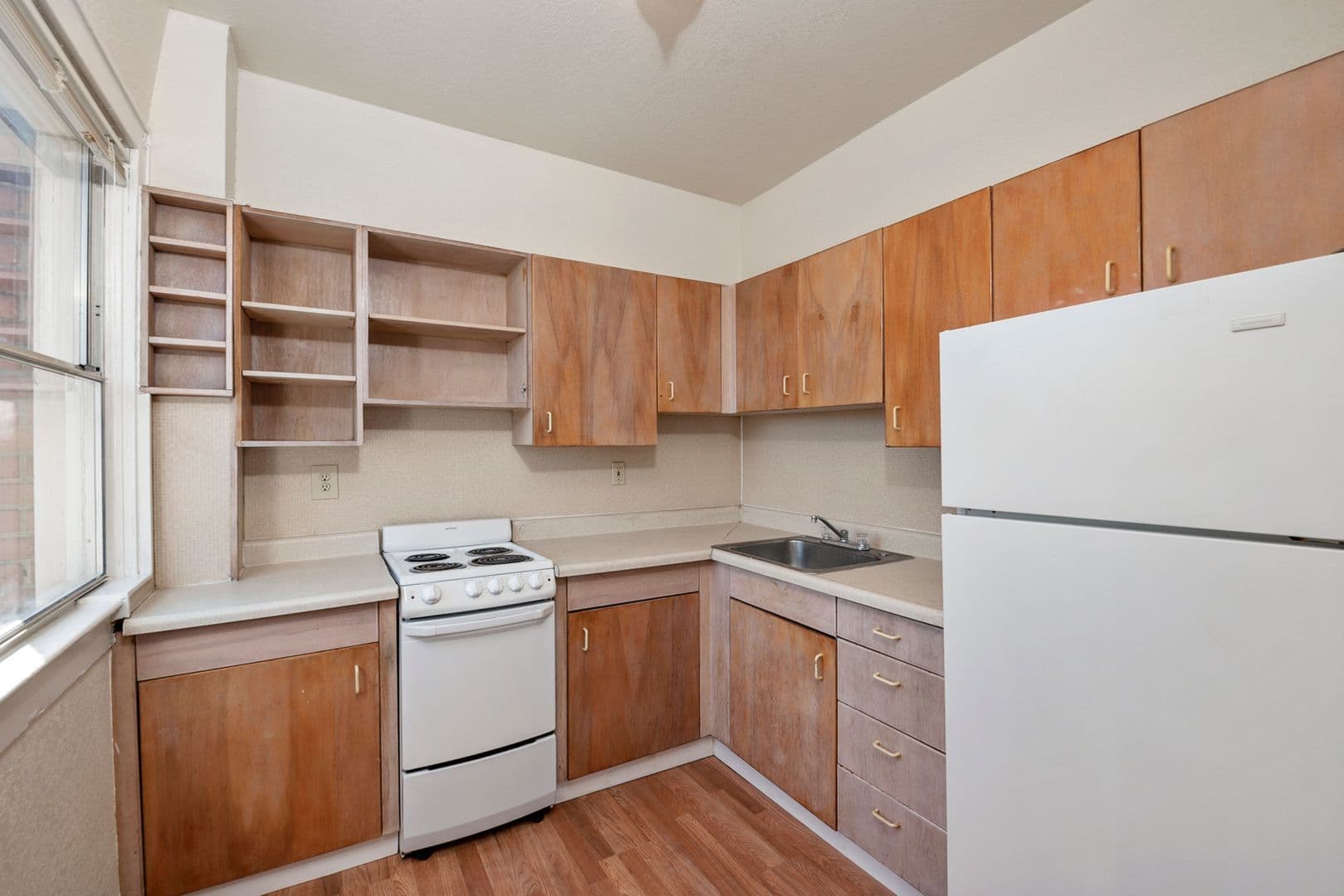 Seattle Apartment: 151 11th Ave