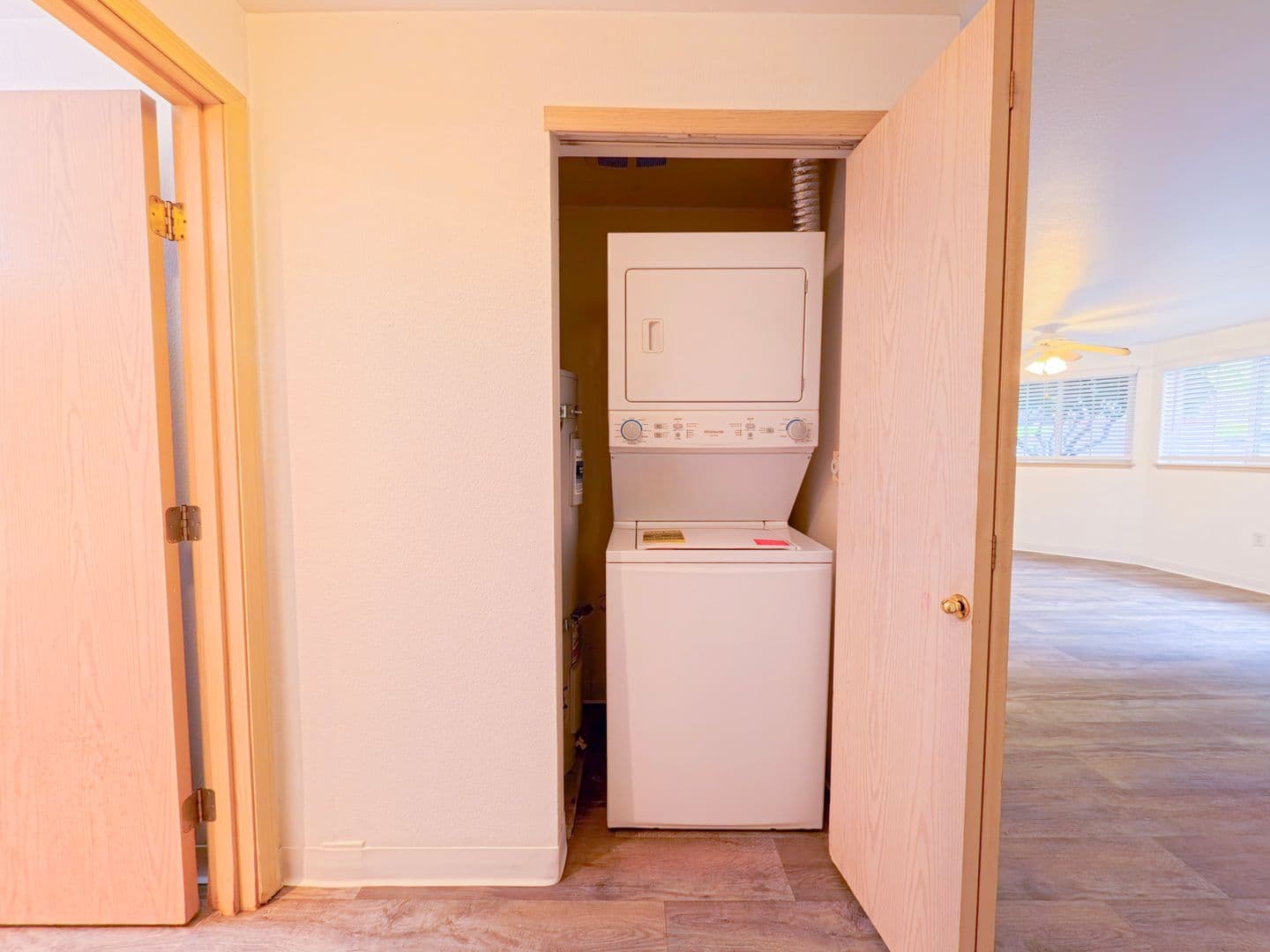 Tacoma Apartment: 10925 Park Ave S