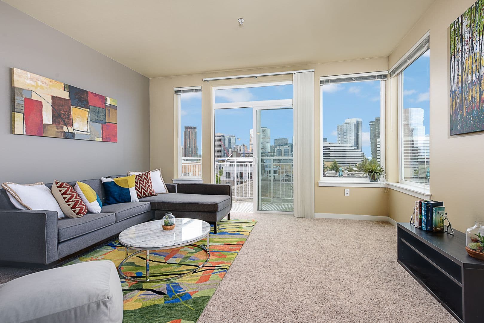 Seattle Apartment: 1615 Belmont Ave