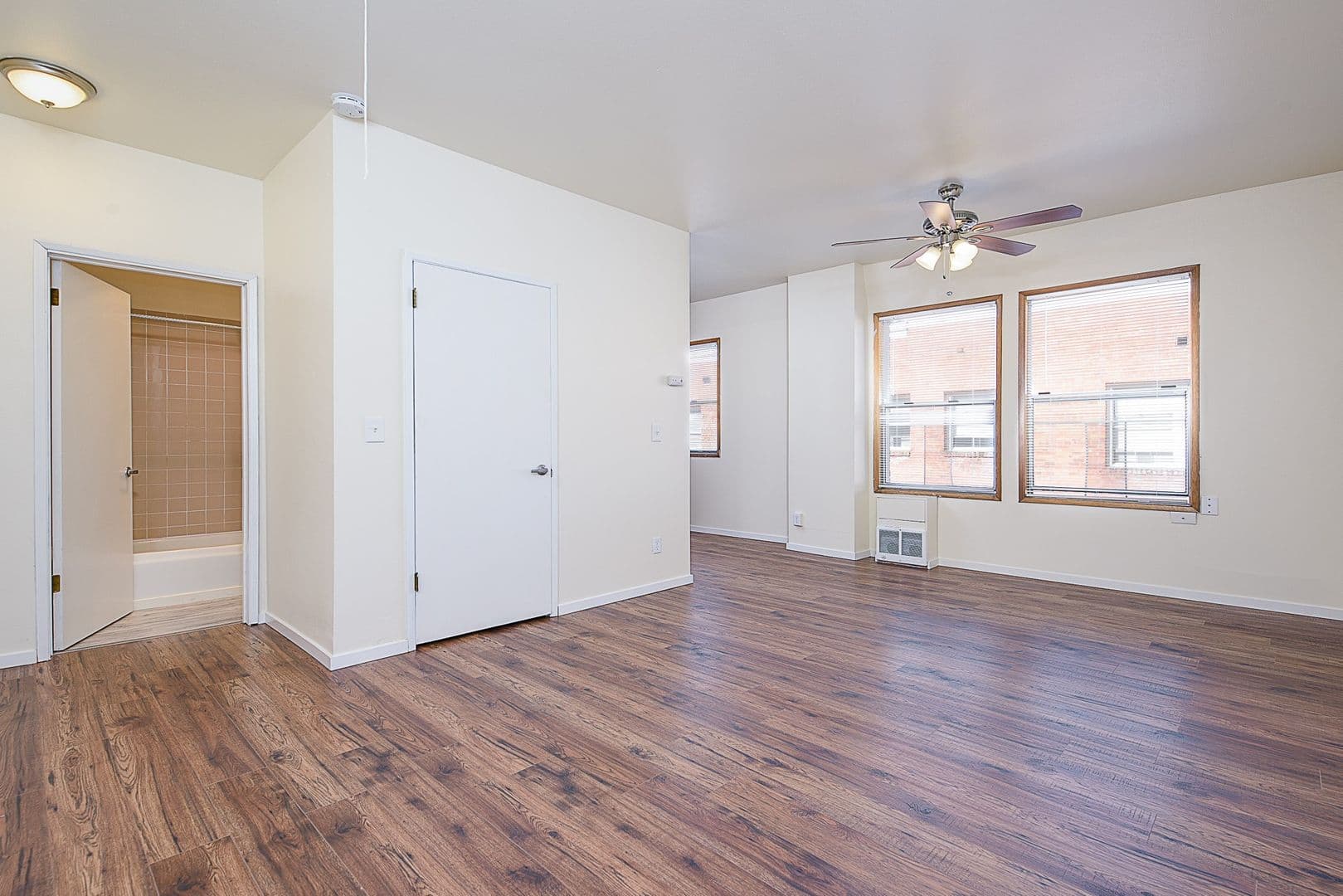 Seattle Apartment: 151 11th Ave
