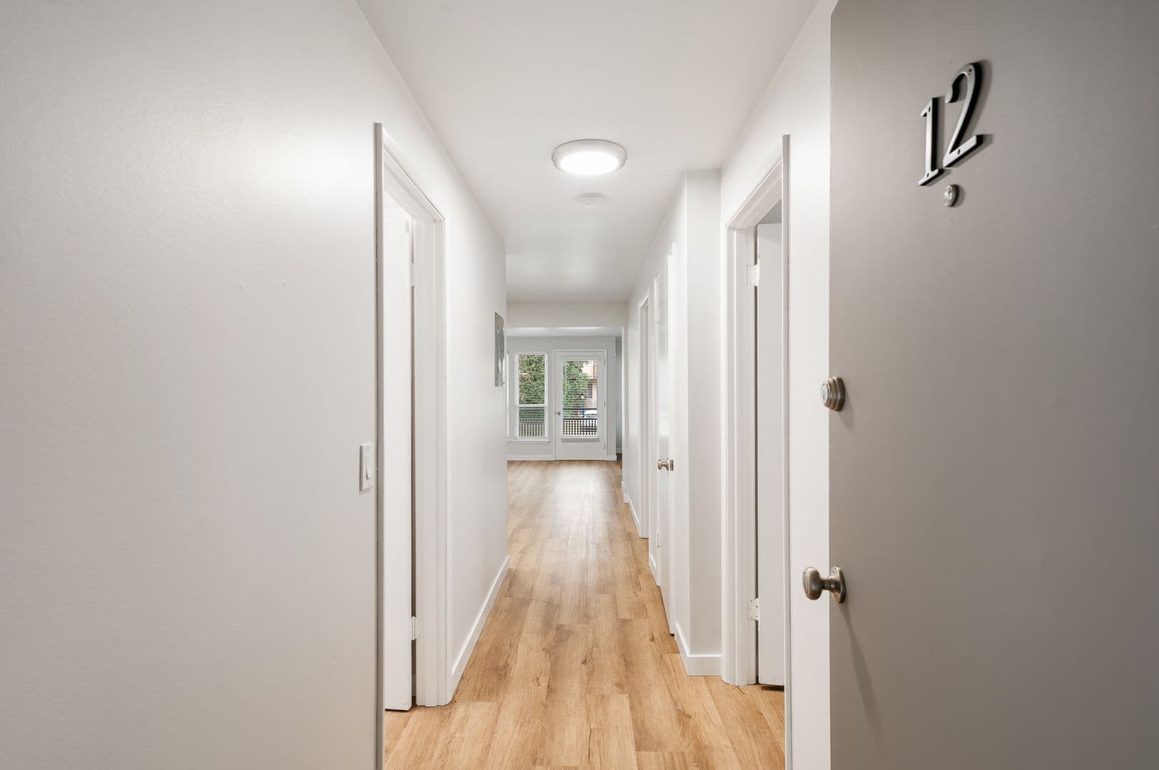 Burien Apartment: 255 SW 154th St