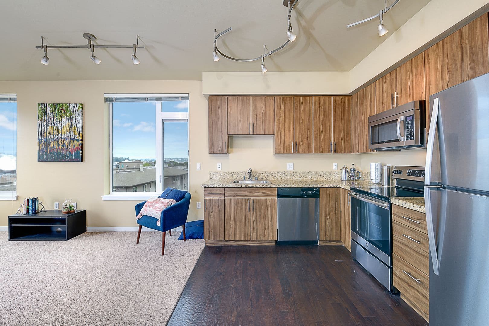 Seattle Apartment: 1615 Belmont Ave