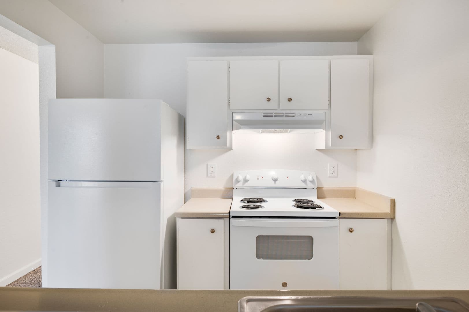 Everett Apartment: 702 W Casino Rd