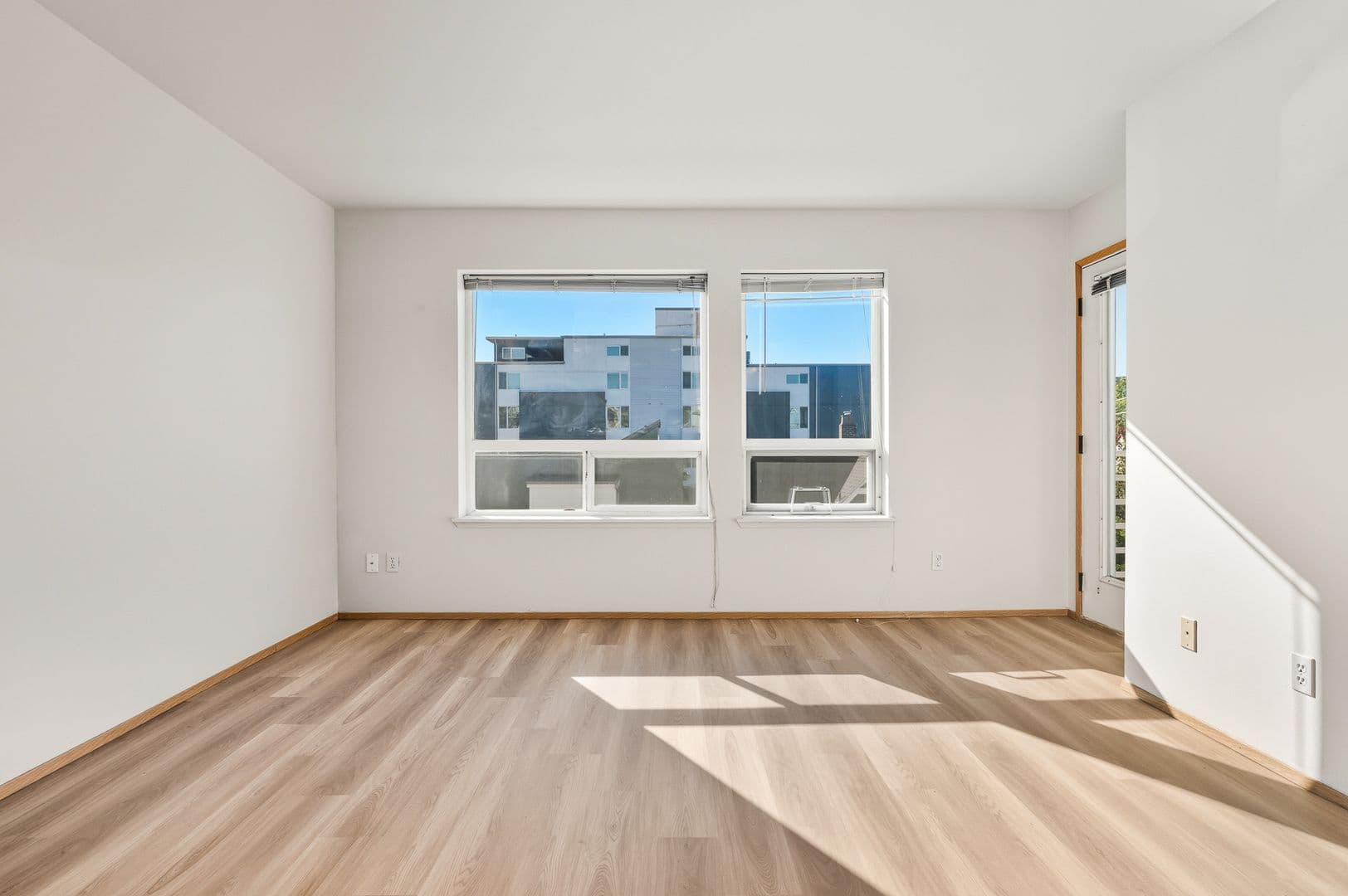 Seattle Apartment: 1828 12th Ave