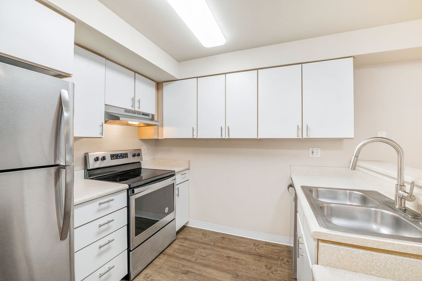 Seattle Apartment: 210 E Blaine St