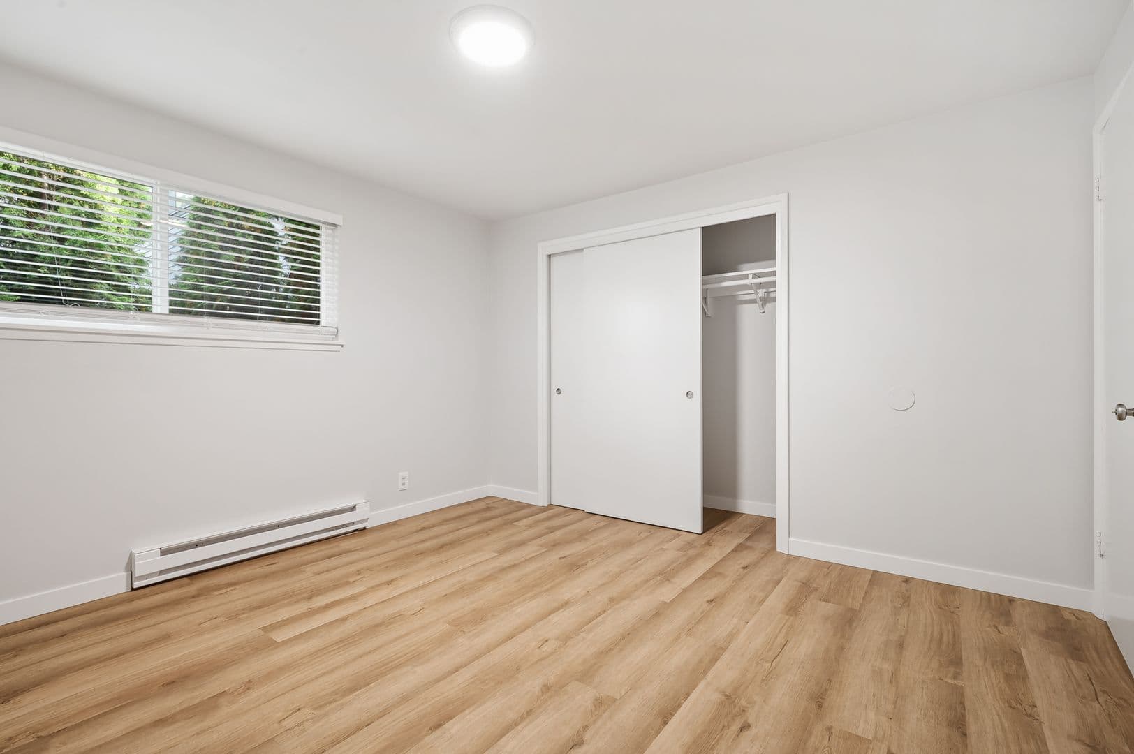 Burien Apartment: 255 SW 154th St