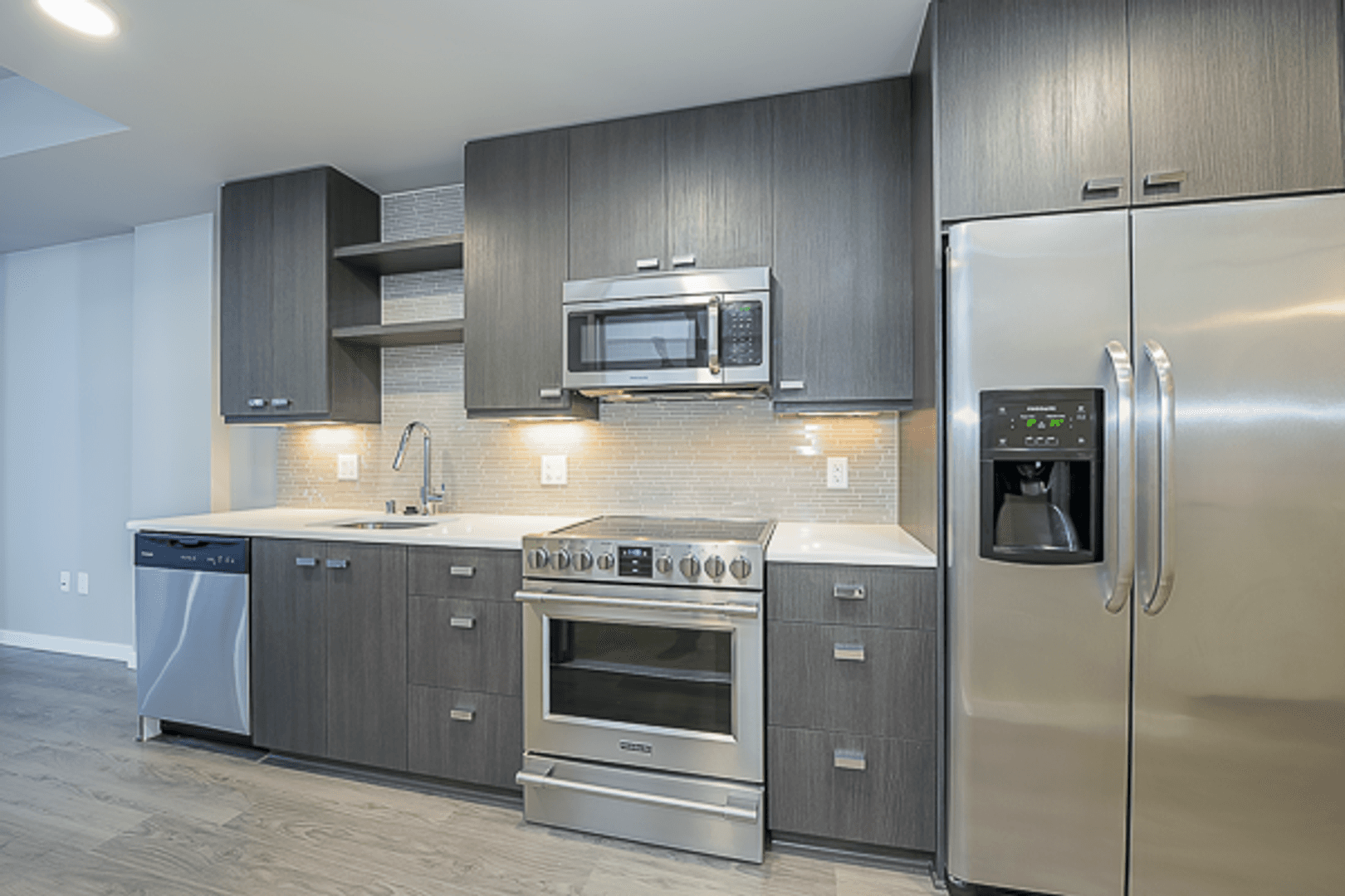 Bellevue Apartment: 88 102nd Ave NE