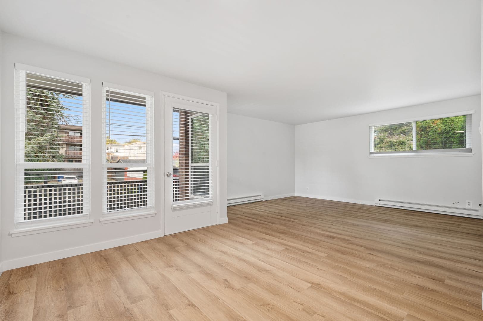 Burien Apartment: 255 SW 154th St