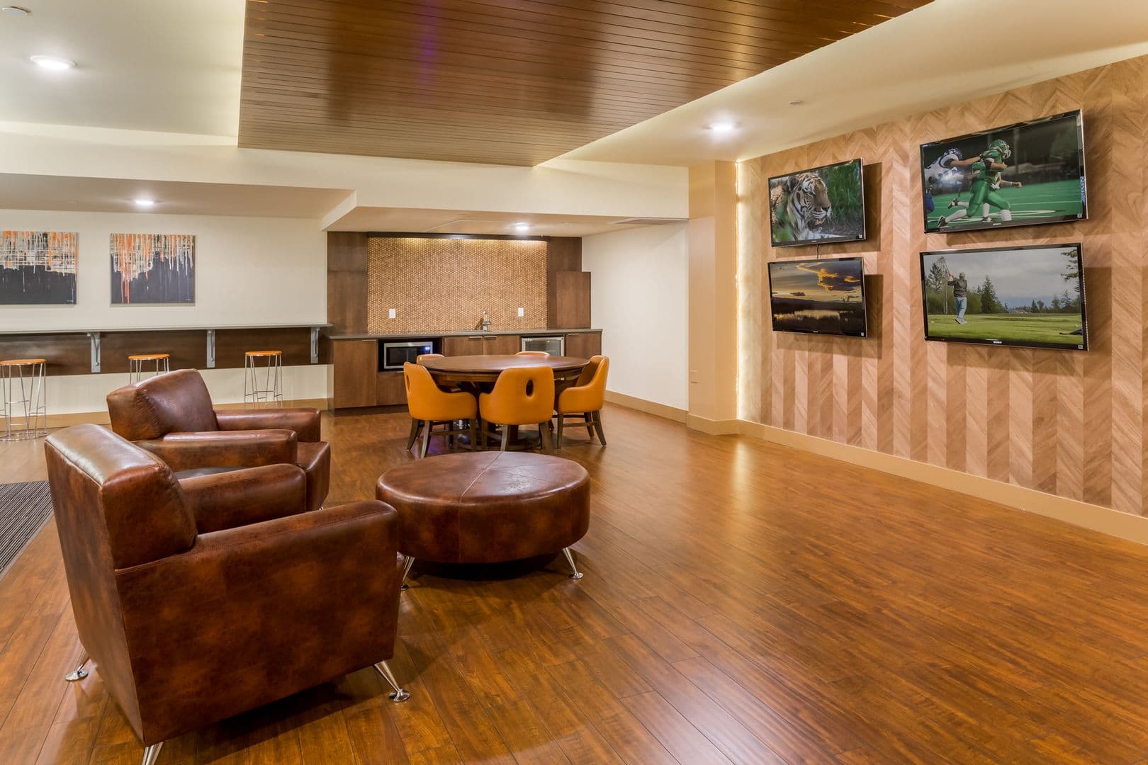 Issaquah Apartment: 2700 NW Pinecone Dr