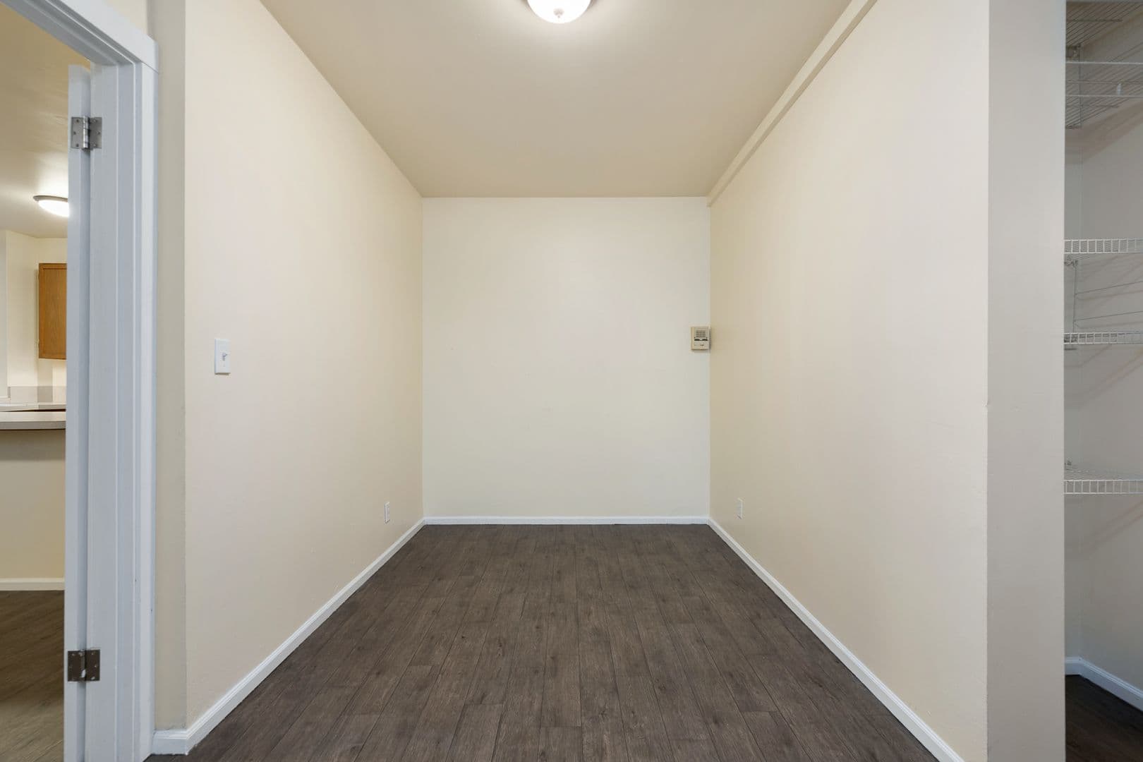 Seattle Apartment: 432 Summit Ave E