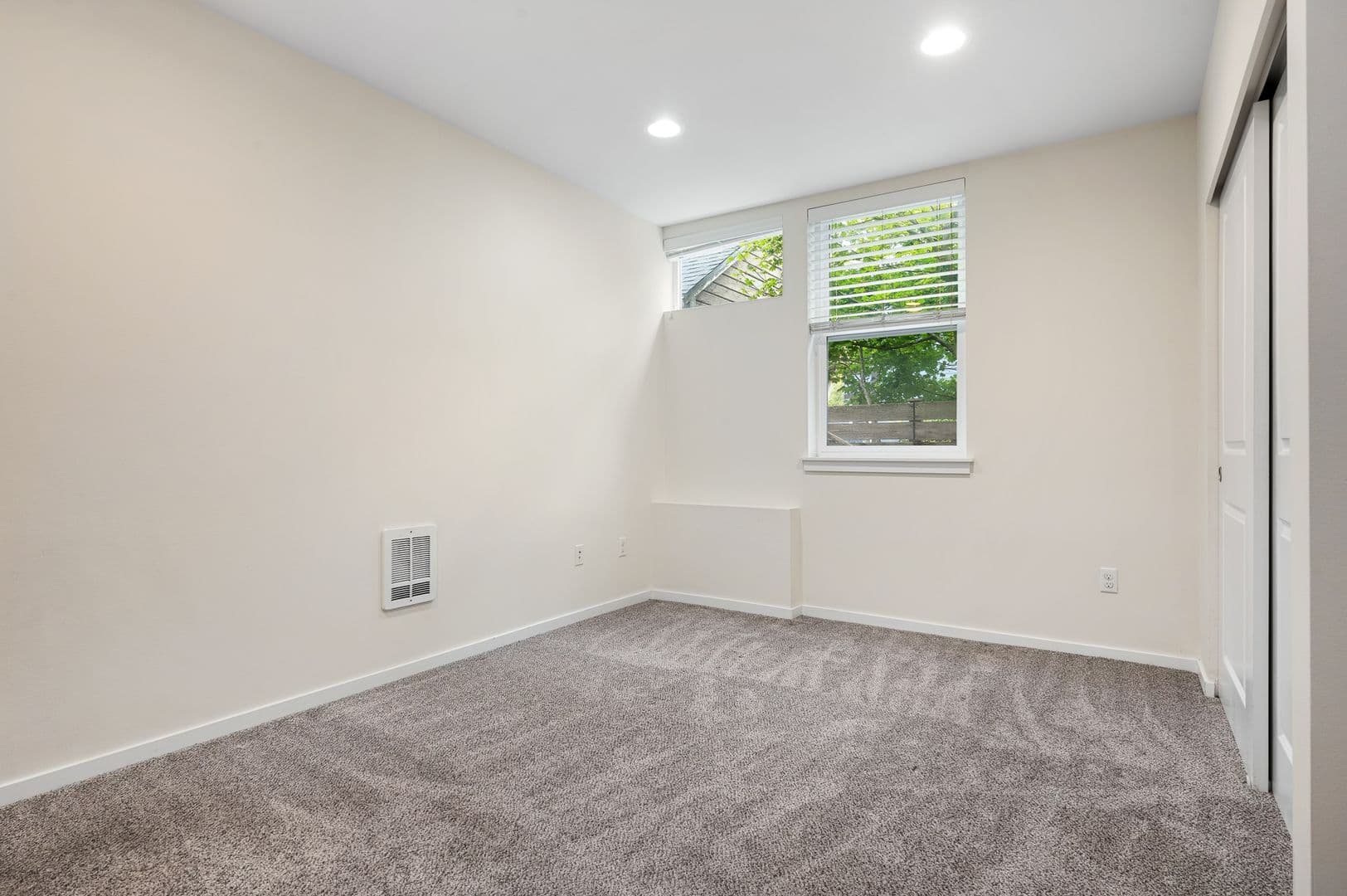 Seattle Townhome: 3025 and 3027 21st  Ave W