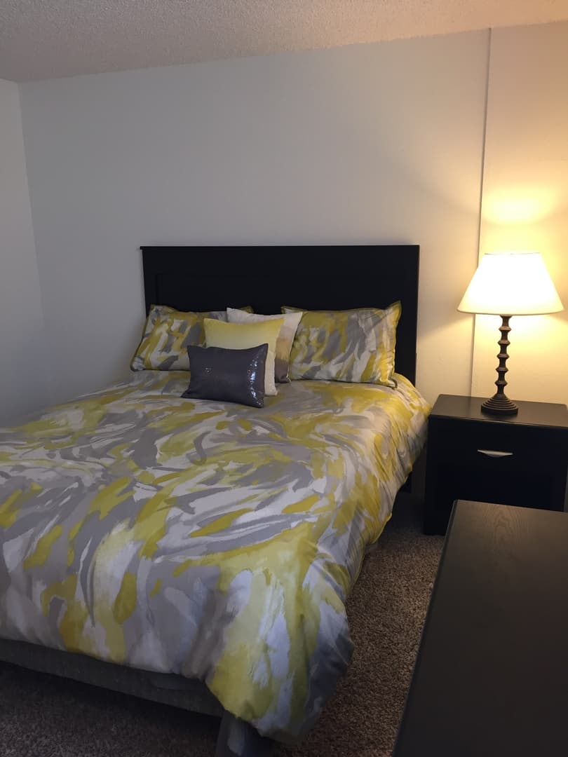 Everett Apartment: 702 W Casino Rd