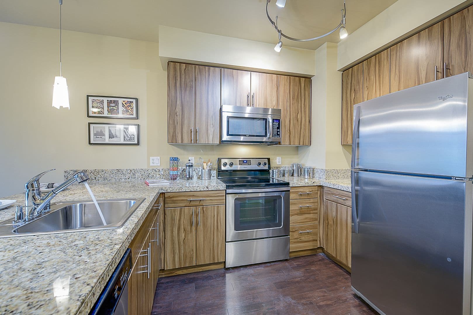 Seattle Apartment: 1615 Belmont Ave