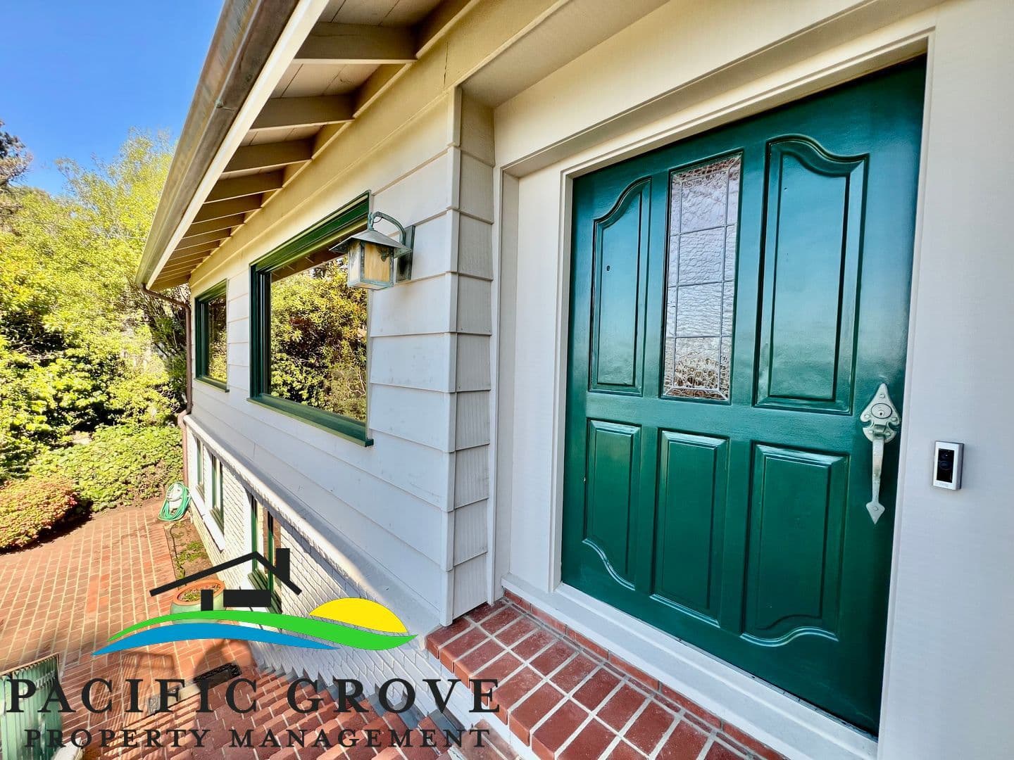 Carmel by the Sea House: 606 Carmelo Avenue