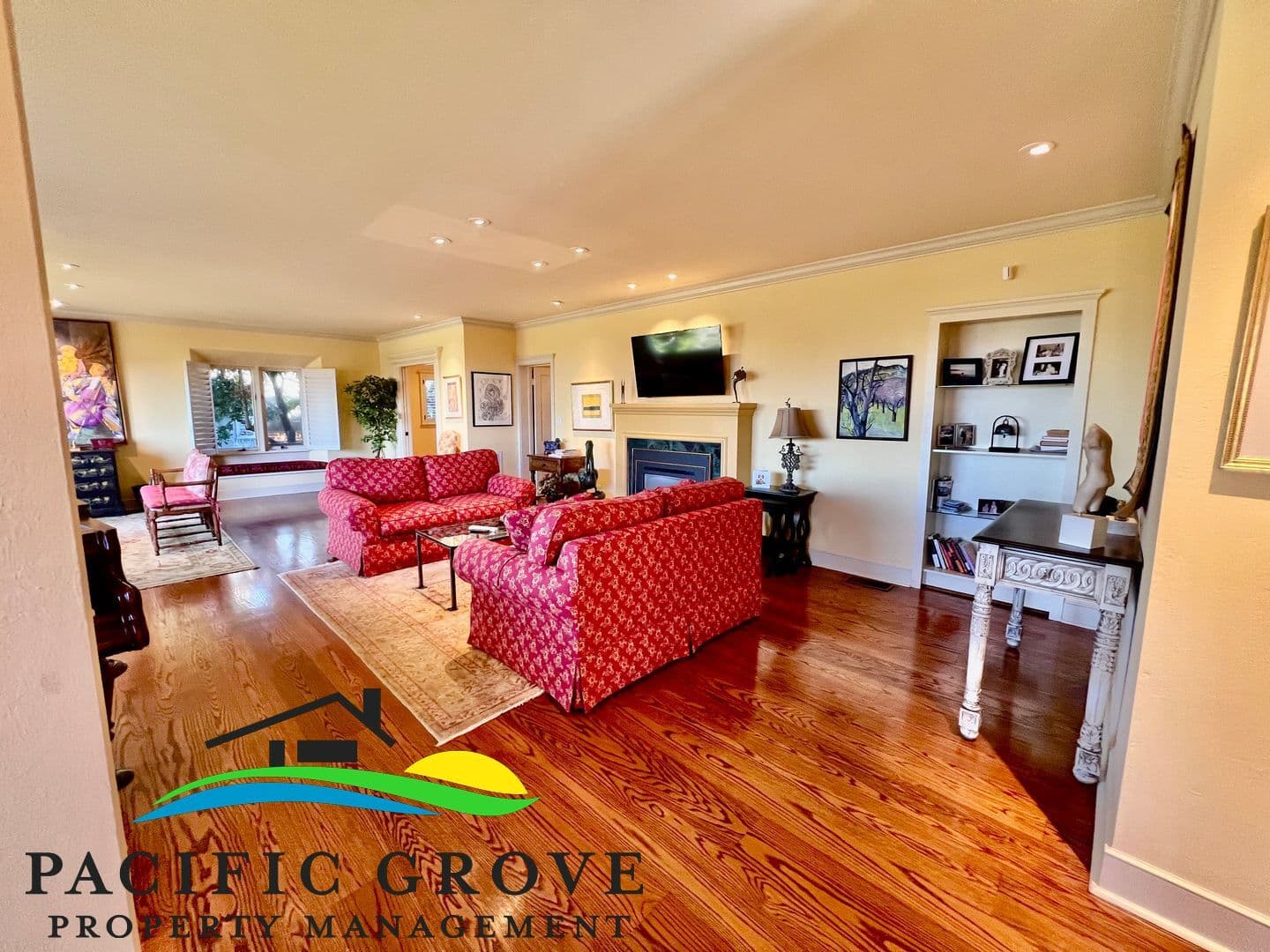 Carmel by the Sea House: 606 Carmelo Avenue