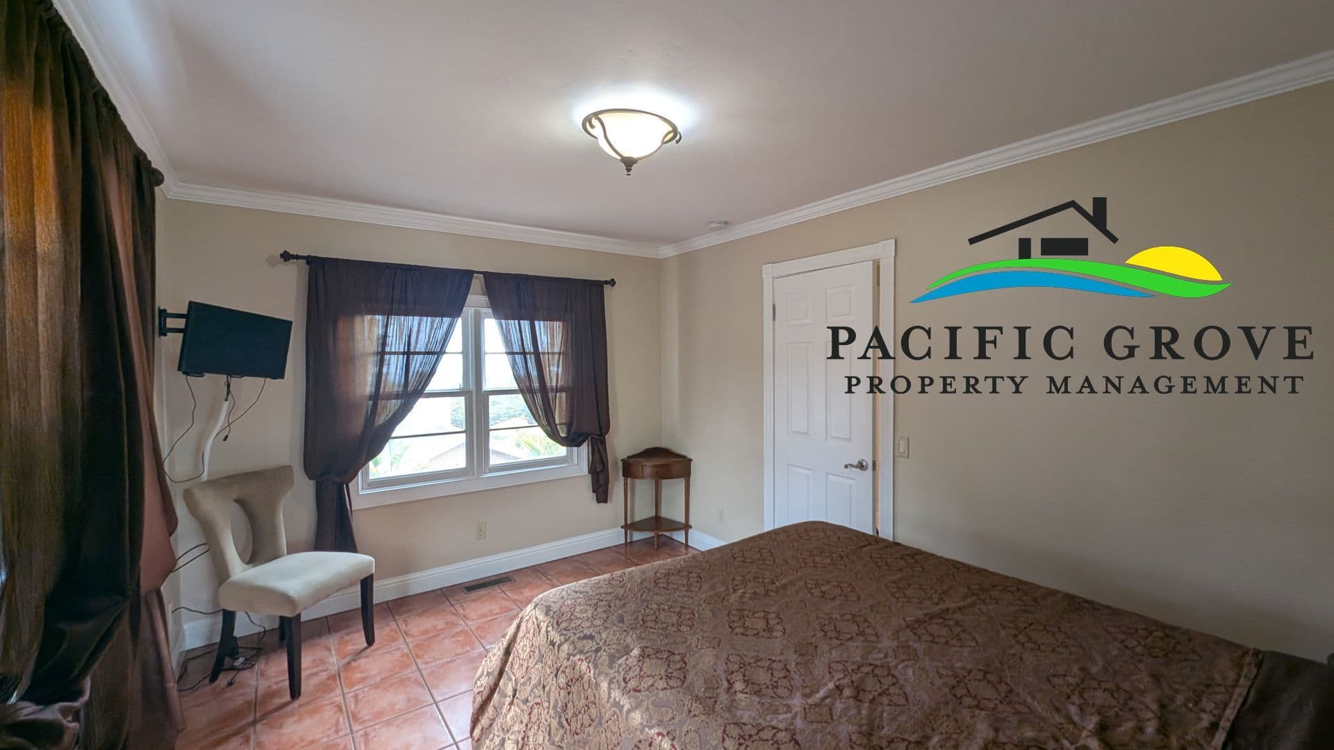 Pacific Grove House: 515 Hillcrest Ave