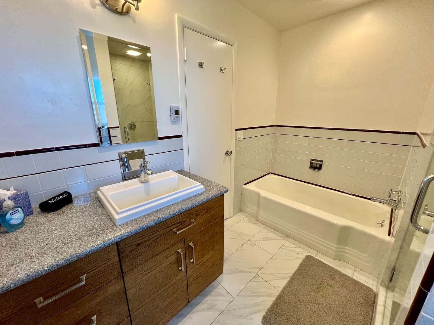 Pacific Grove House: 911 Ripple Avenue