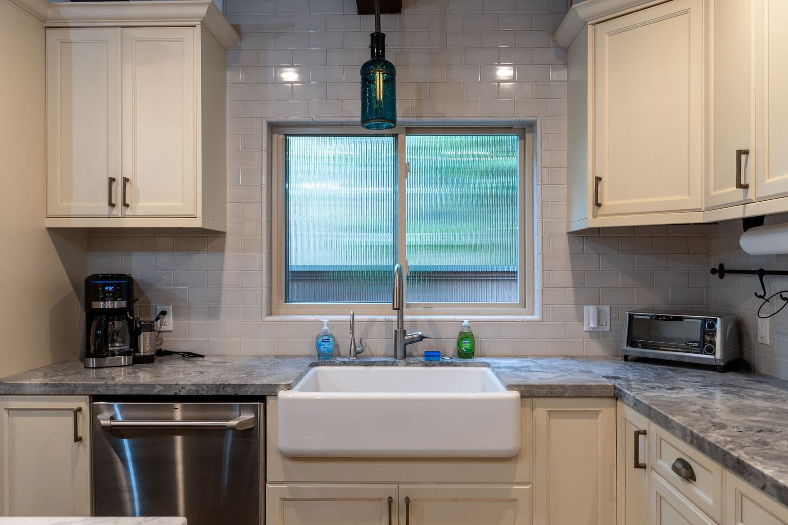 Pacific Grove House: 610 Forest Avenue