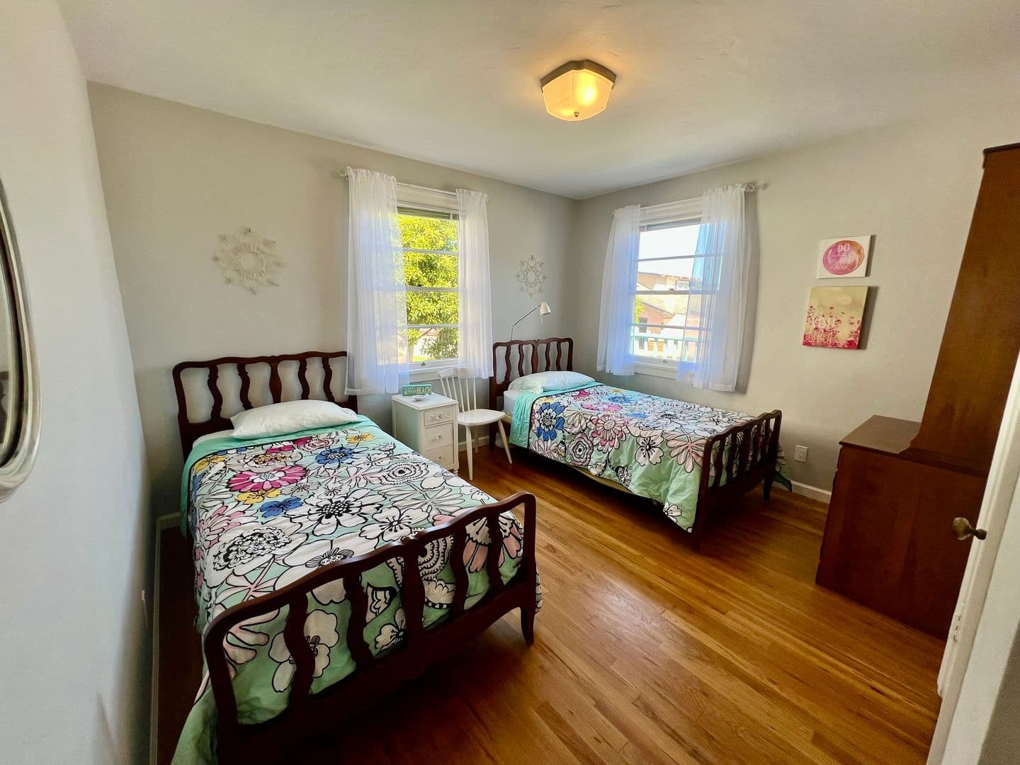 Pacific Grove House: 911 Ripple Avenue