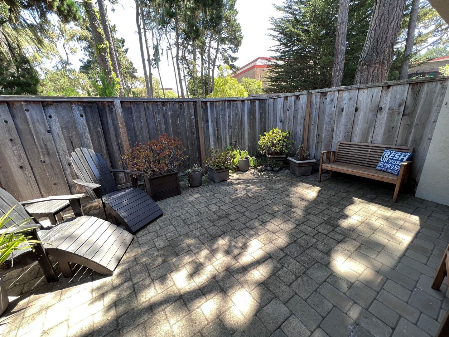 Pacific Grove House: 601 Acorn Ct
