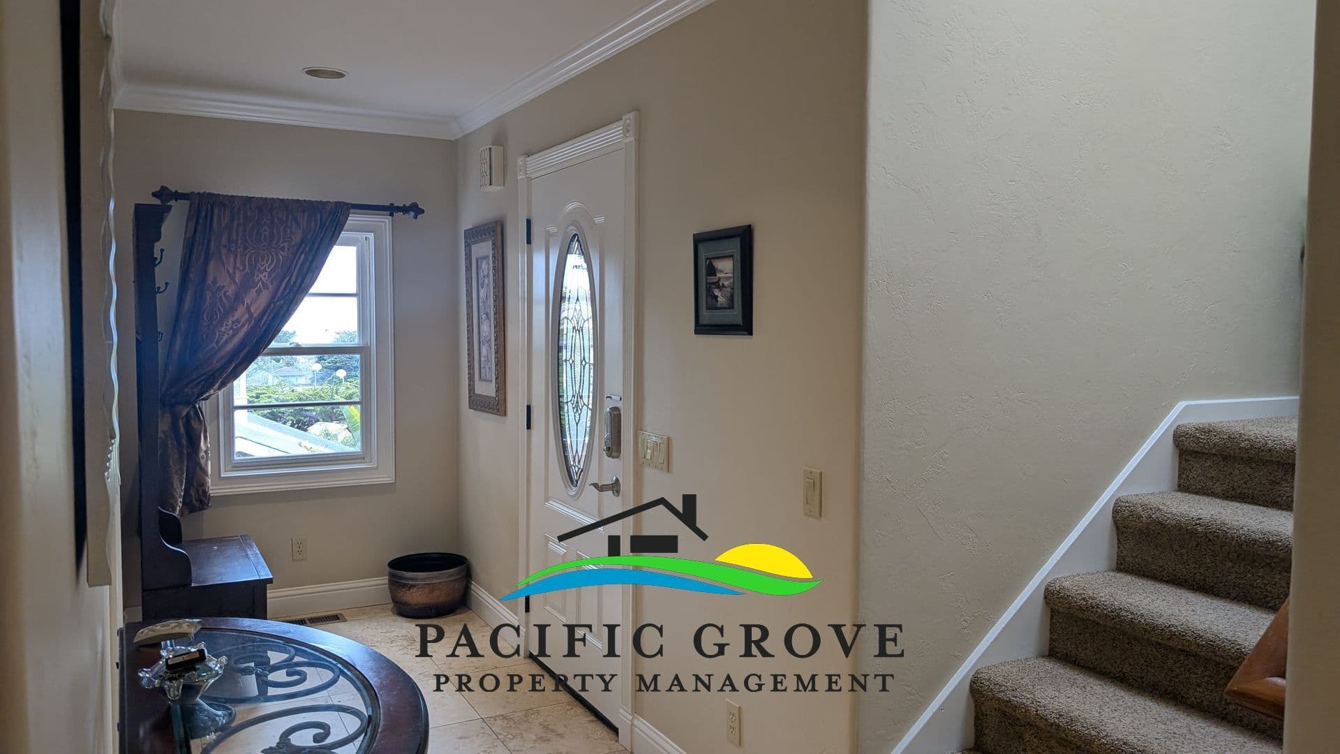 Pacific Grove House: 515 Hillcrest Ave