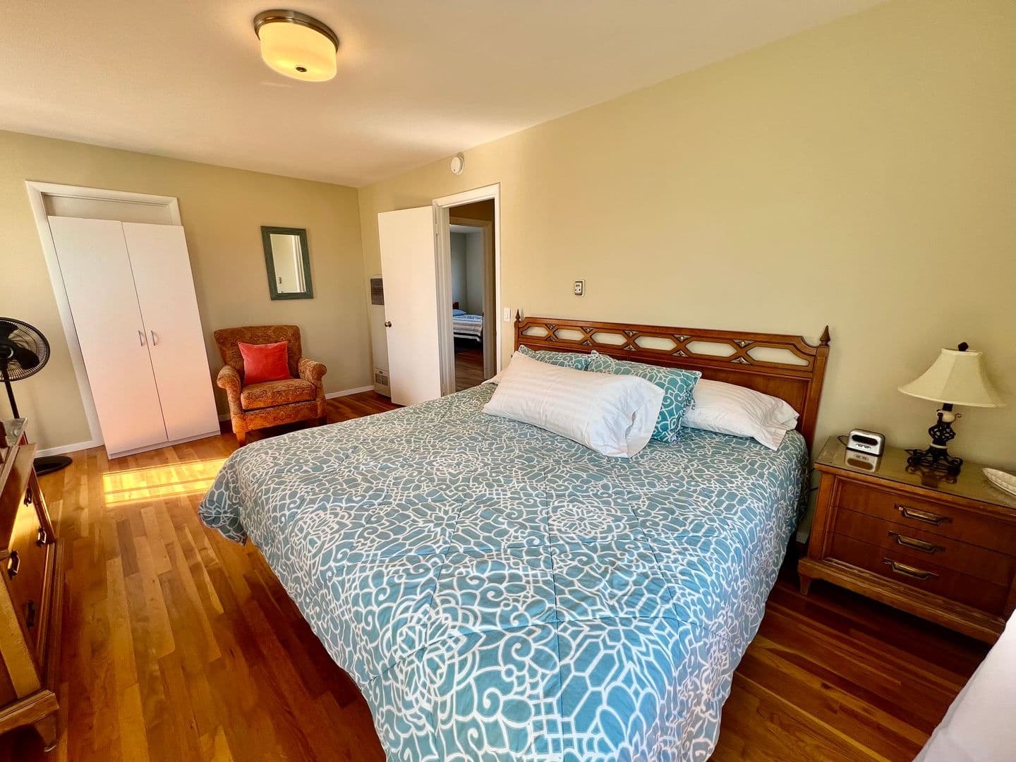 Pacific Grove House: 911 Ripple Avenue