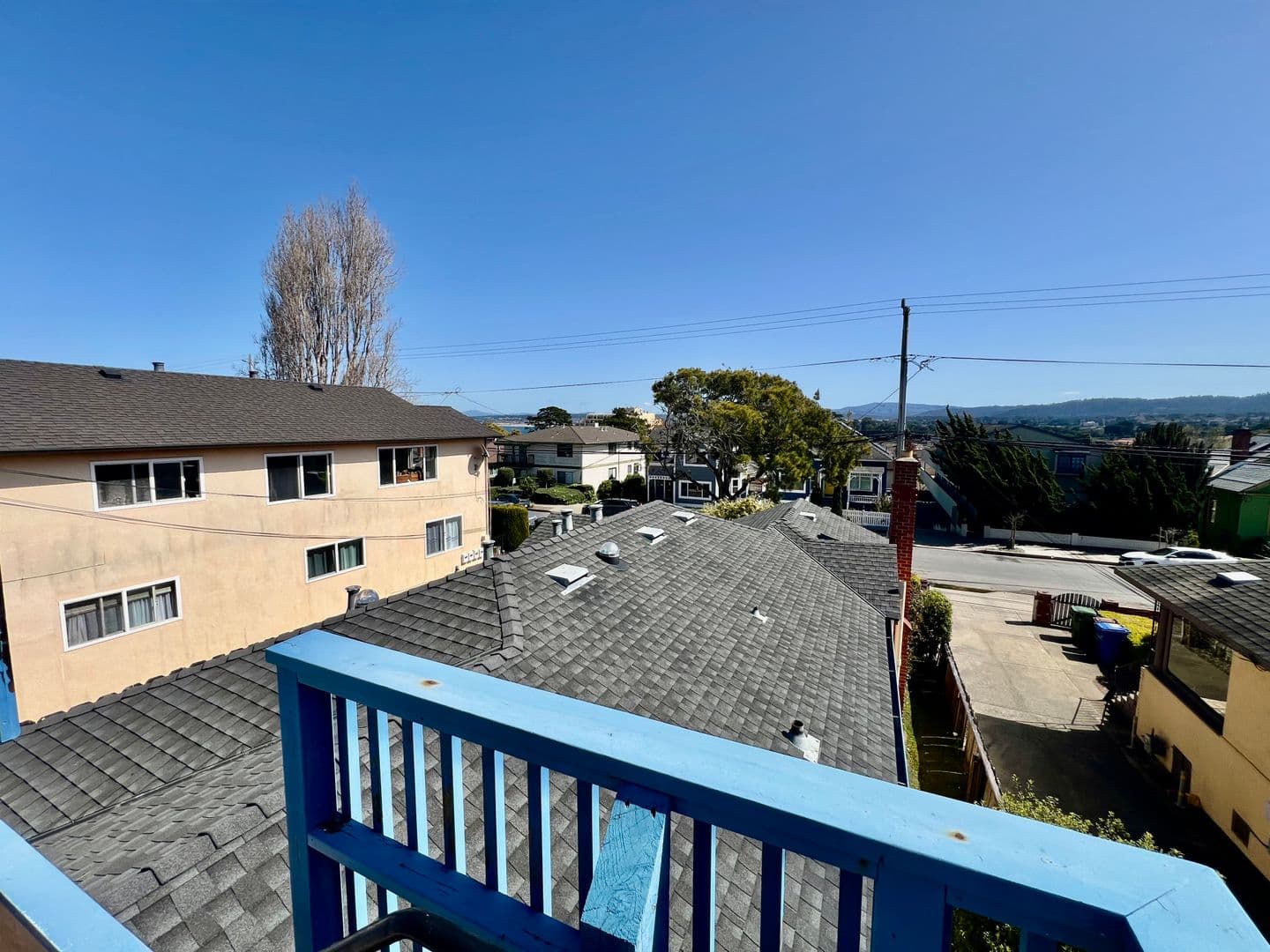 Monterey Apartment: 464 Larkin Street