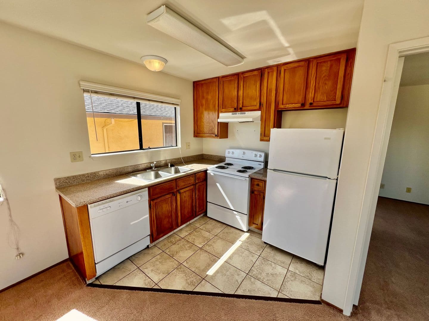 Monterey Apartment: 464 Larkin Street