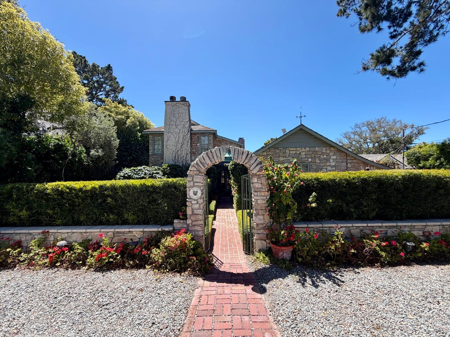 Carmel by the Sea House: 1037 Camino Real