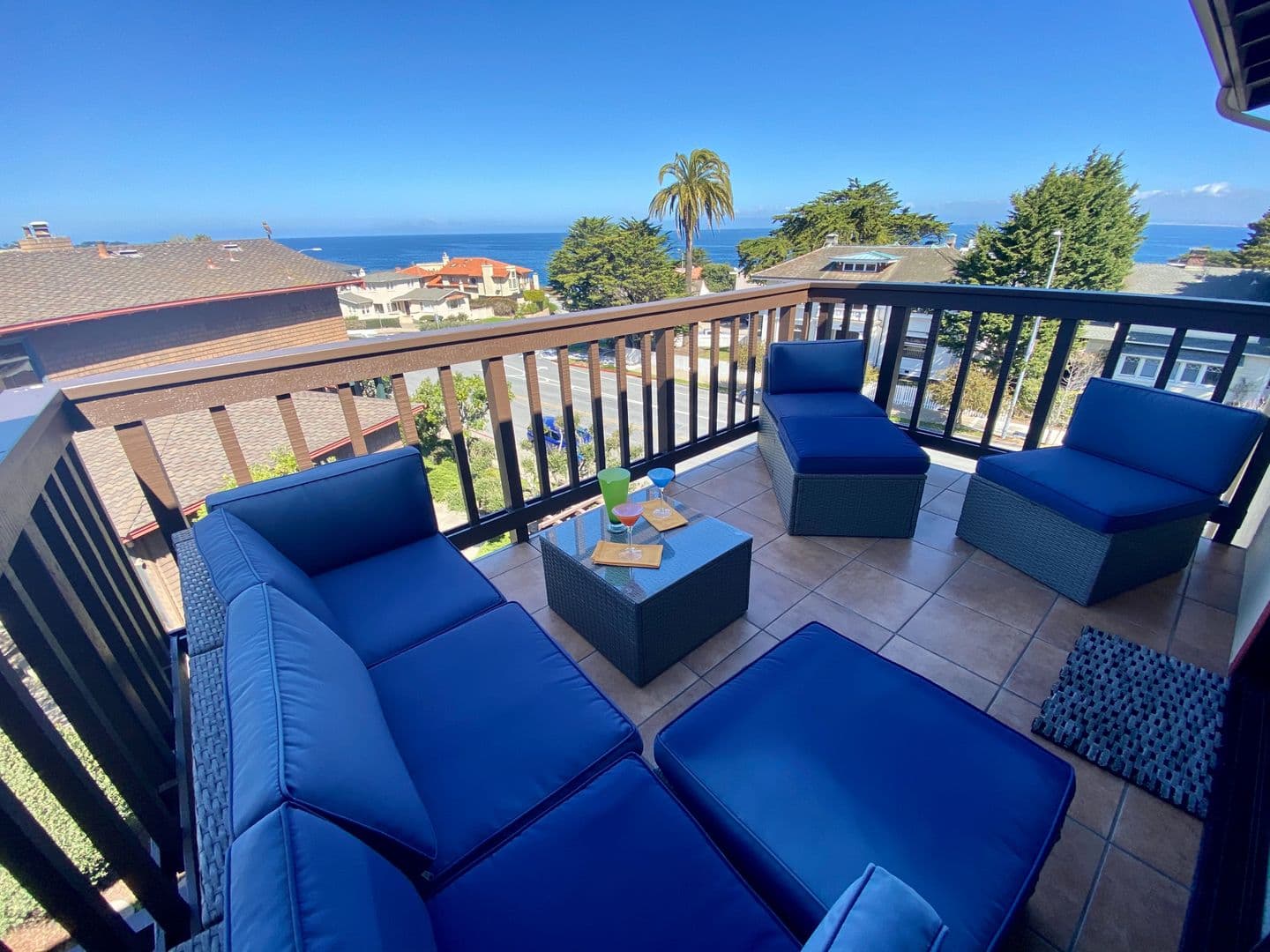 Pacific Grove Apartment: 185 Central Avenue