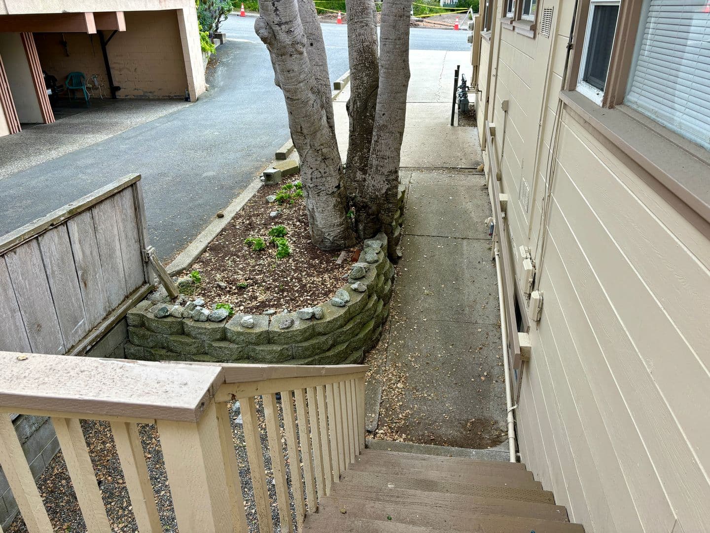 Monterey Apartment: 1693/5/7/9 Withers Avenue