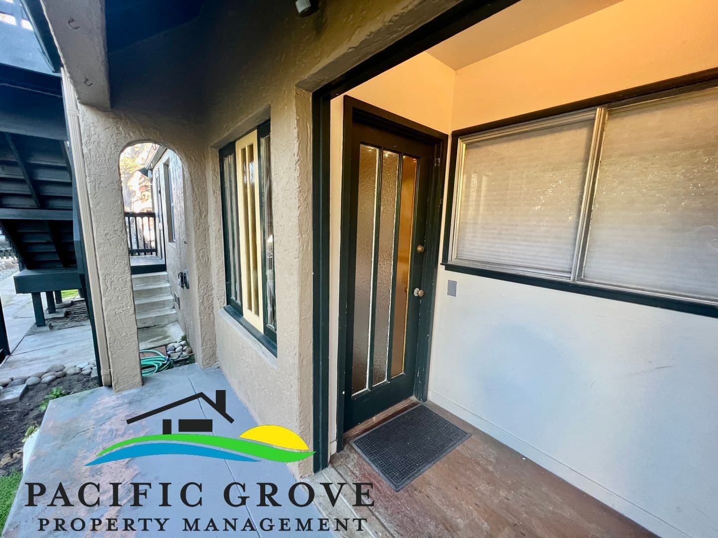 Pacific Grove Apartment: 160 Monterey Avenue