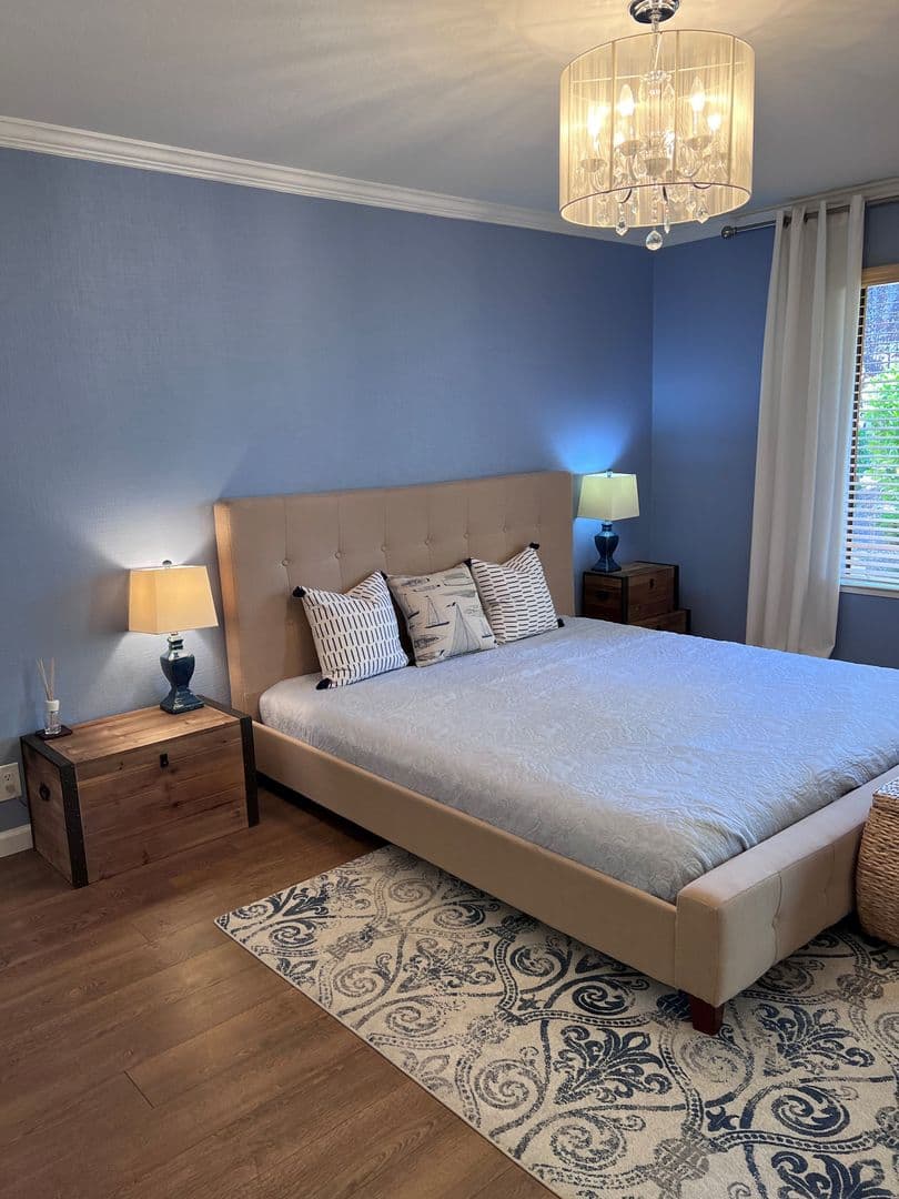 Pacific Grove House: 601 Acorn Ct