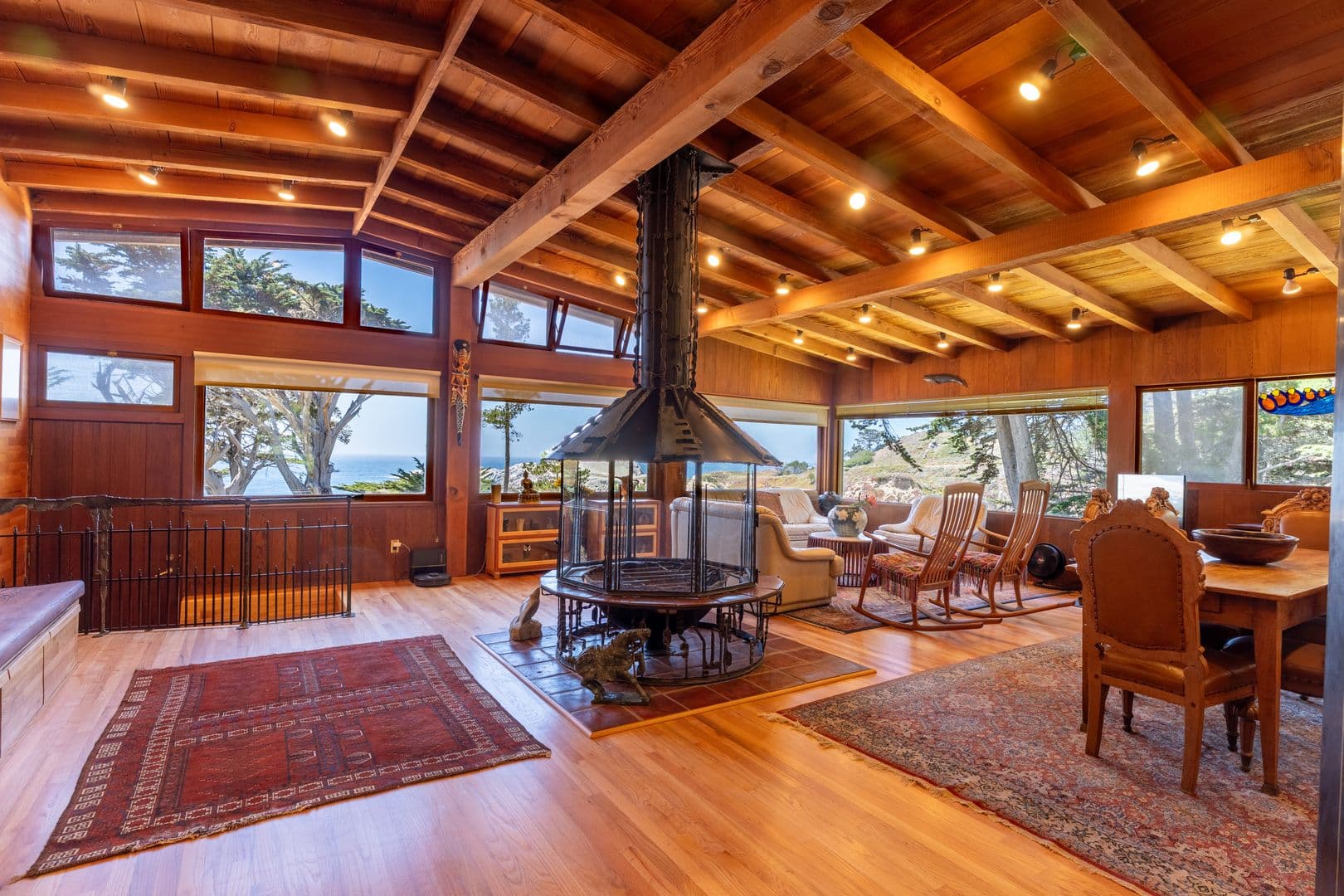 Carmel House: 100 Highway 1