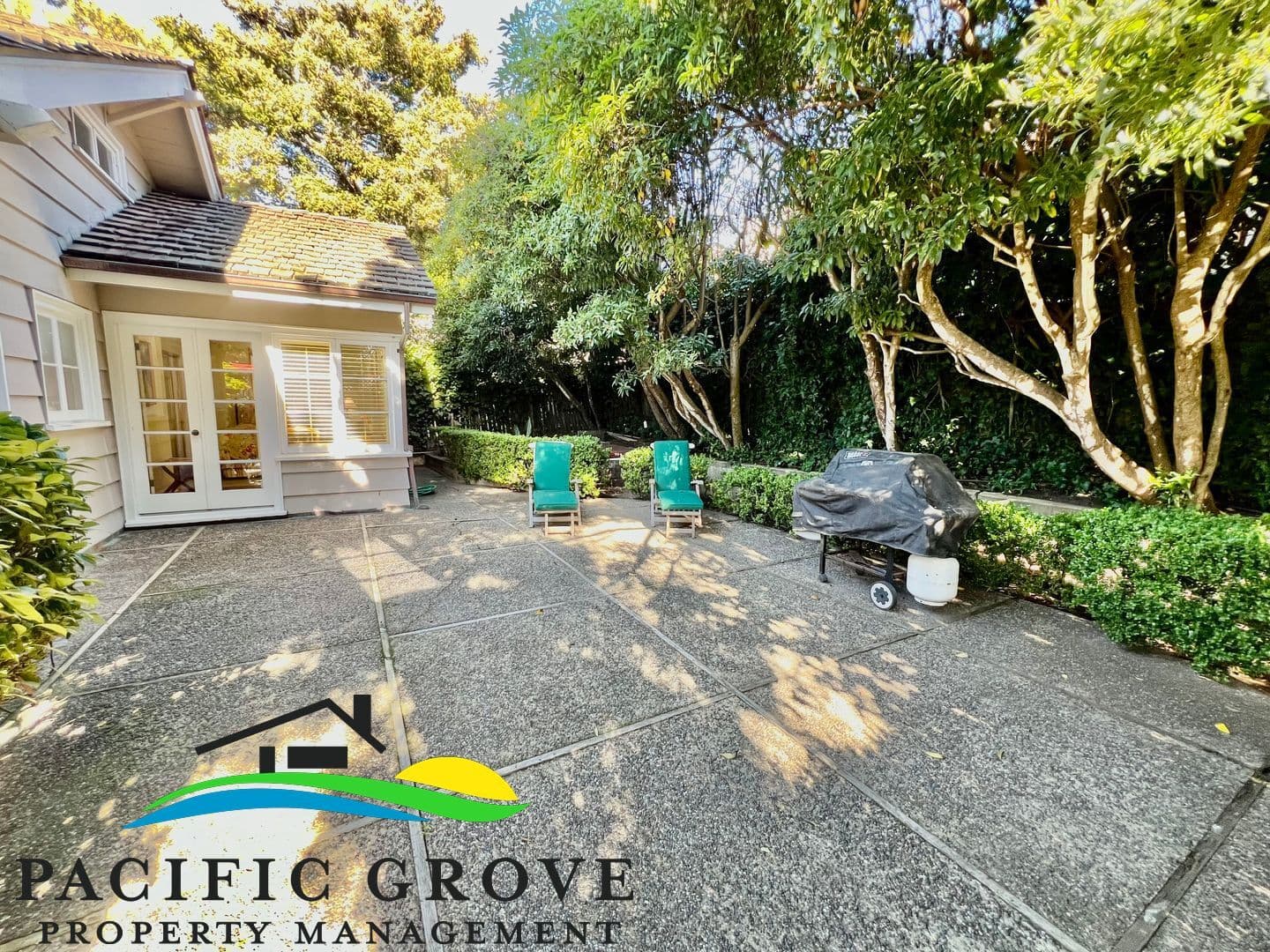 Carmel by the Sea House: 606 Carmelo Avenue