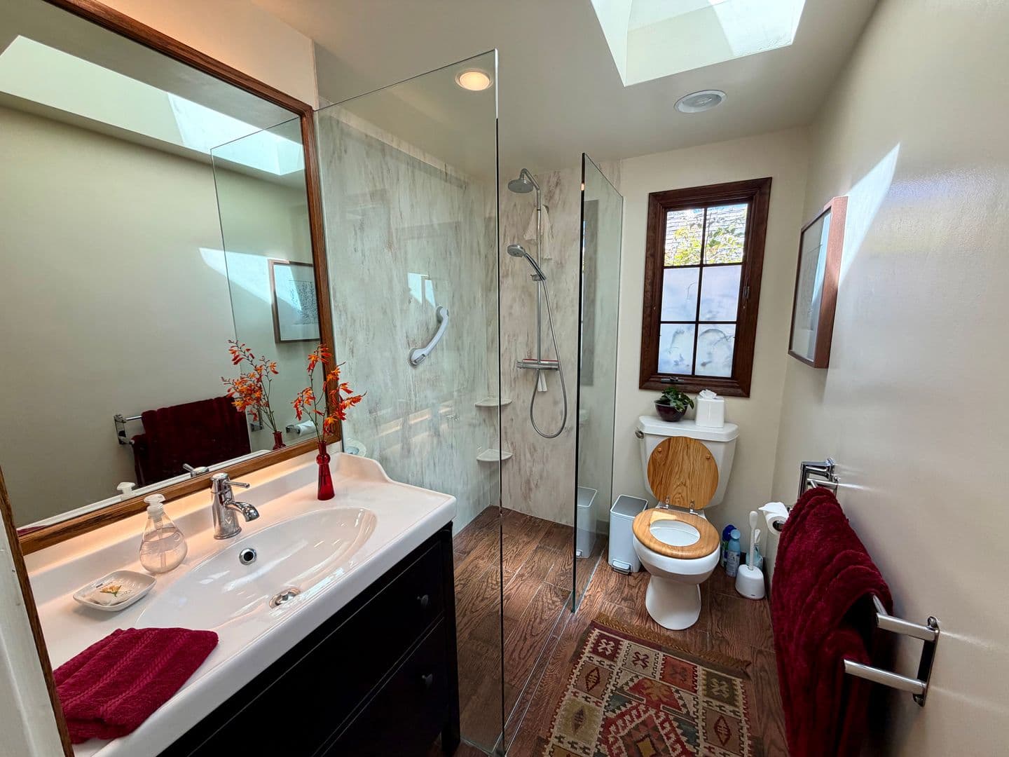 Carmel by the Sea House: 1037 Camino Real