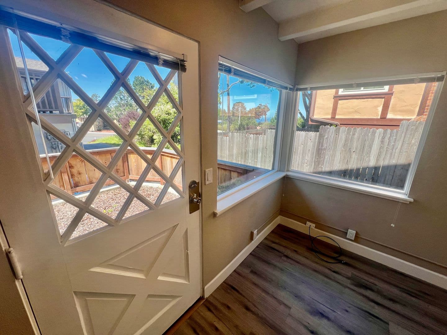 Pacific Grove Apartment: 1149 Forest Avenue
