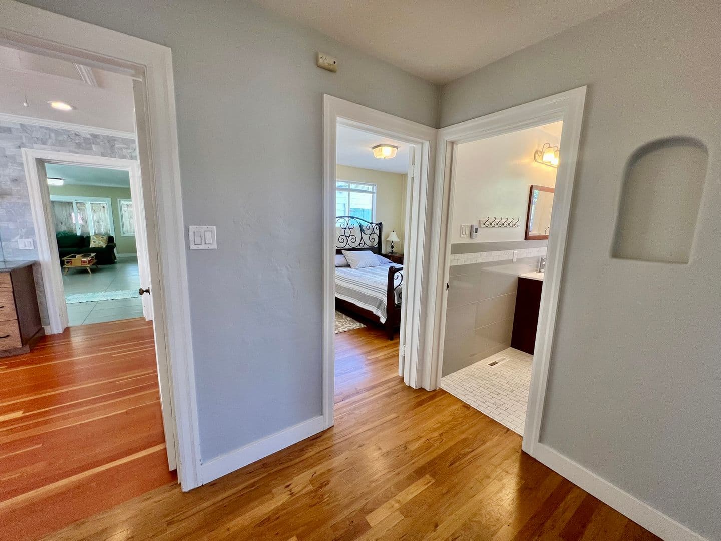 Pacific Grove House: 911 Ripple Avenue