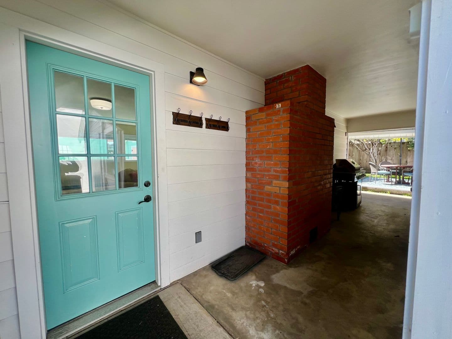 Pacific Grove House: 911 Ripple Avenue