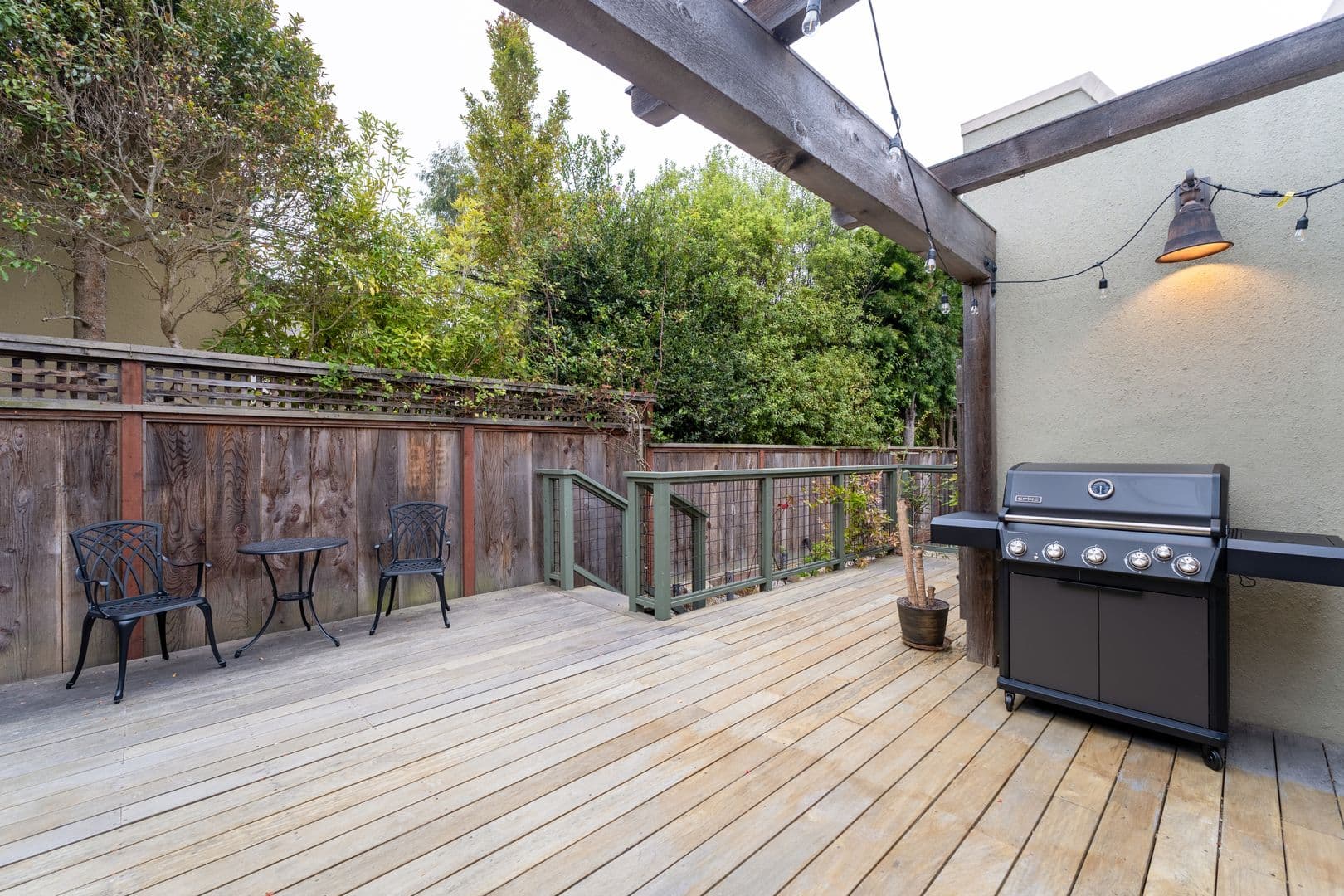 Pacific Grove House: 610 Forest Avenue