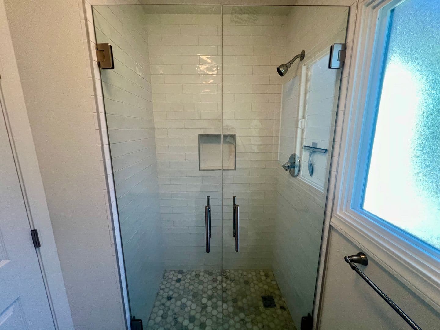 Pacific Grove Apartment: 1149 Forest Avenue