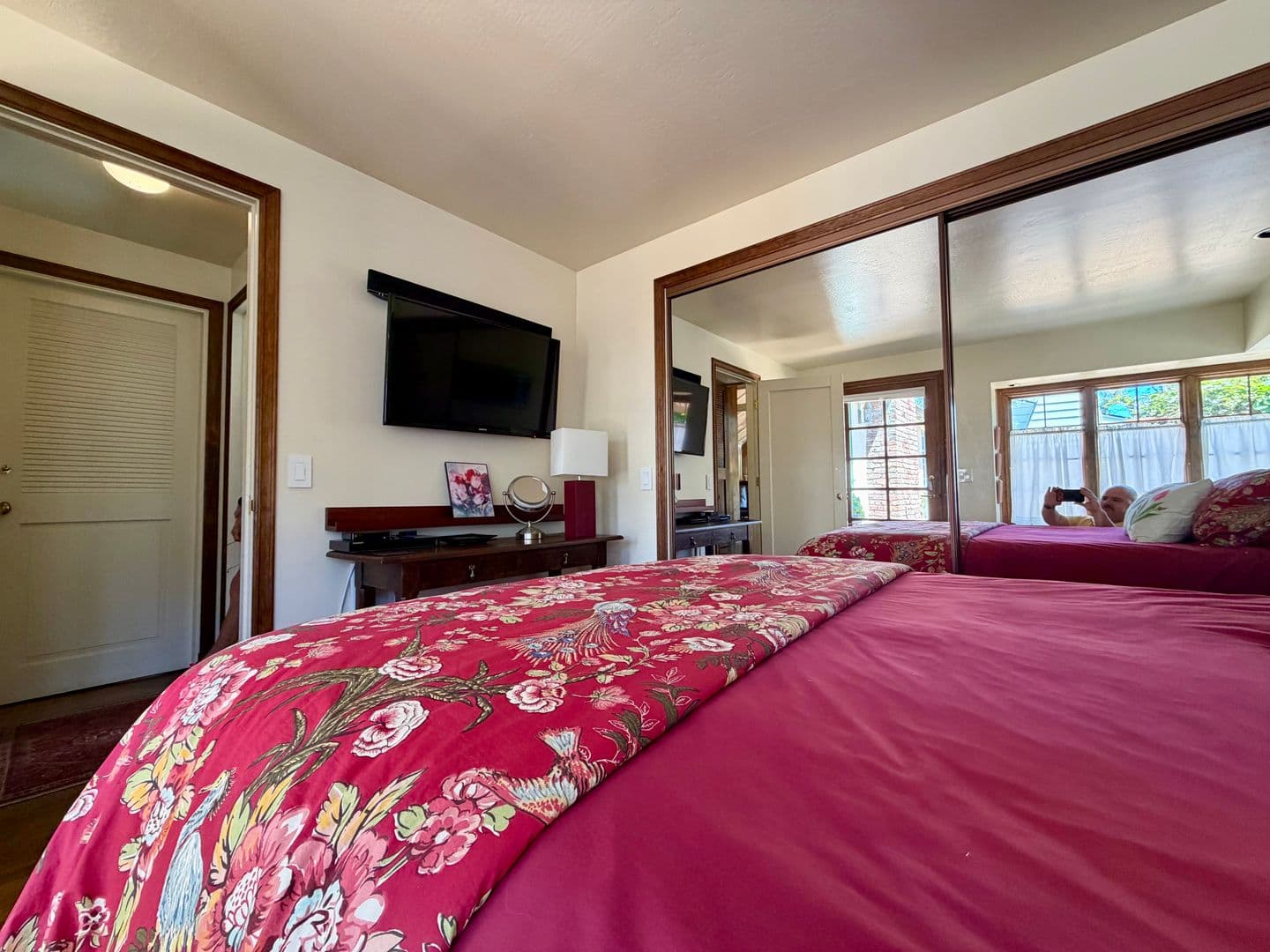 Carmel by the Sea House: 1037 Camino Real